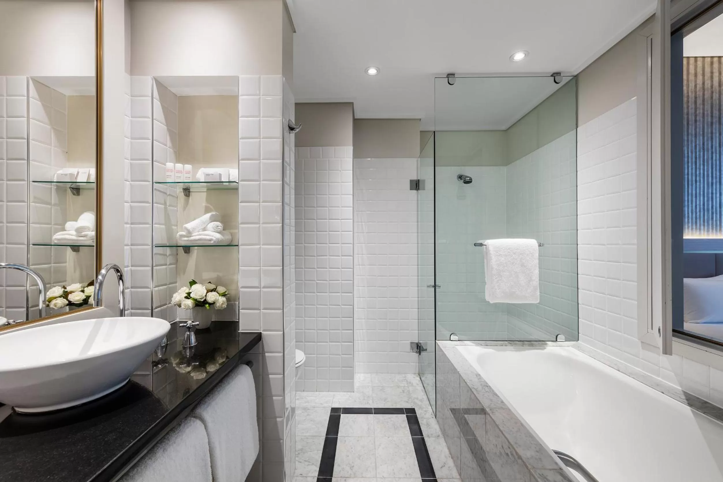 Bathroom in Paradox Sydney