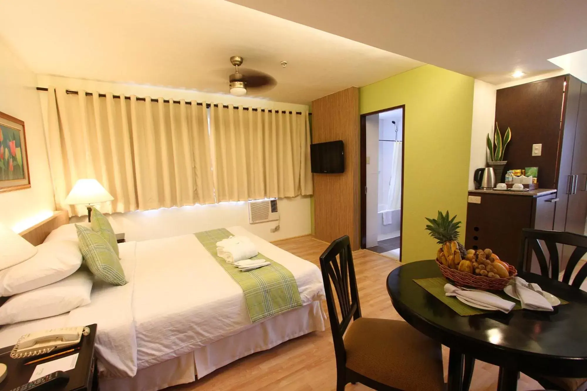 King Suite in Hotel Fleuris King Suite in Hotel Fleuris