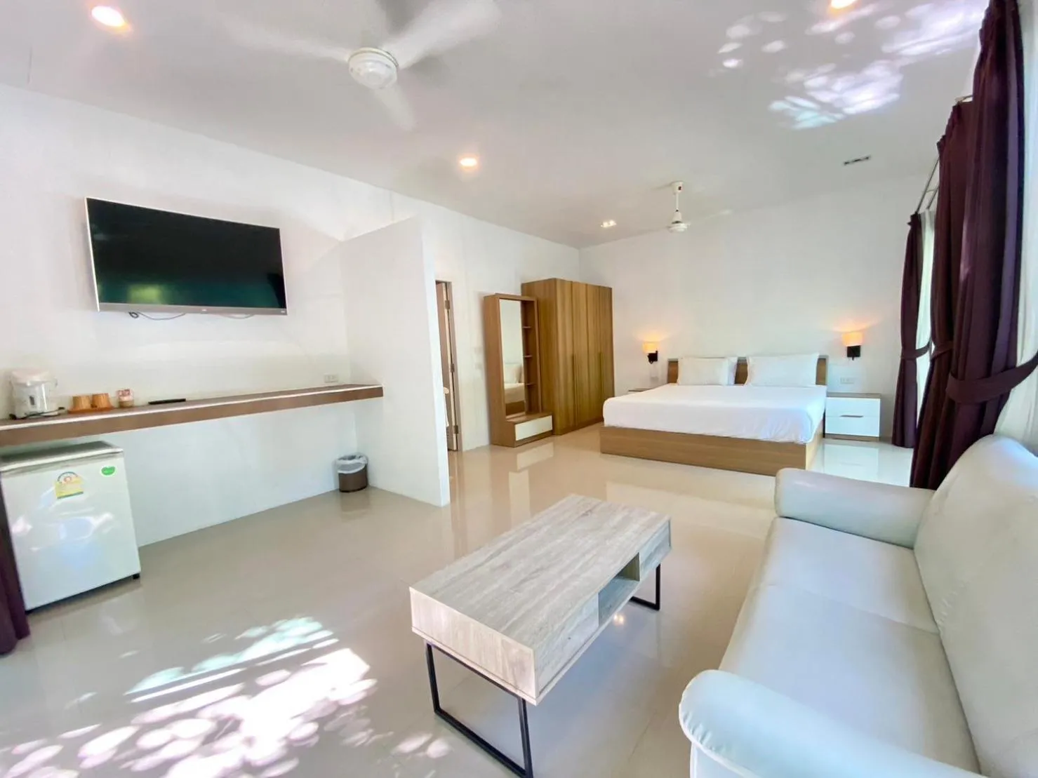 Bedroom in Garden Home Kata