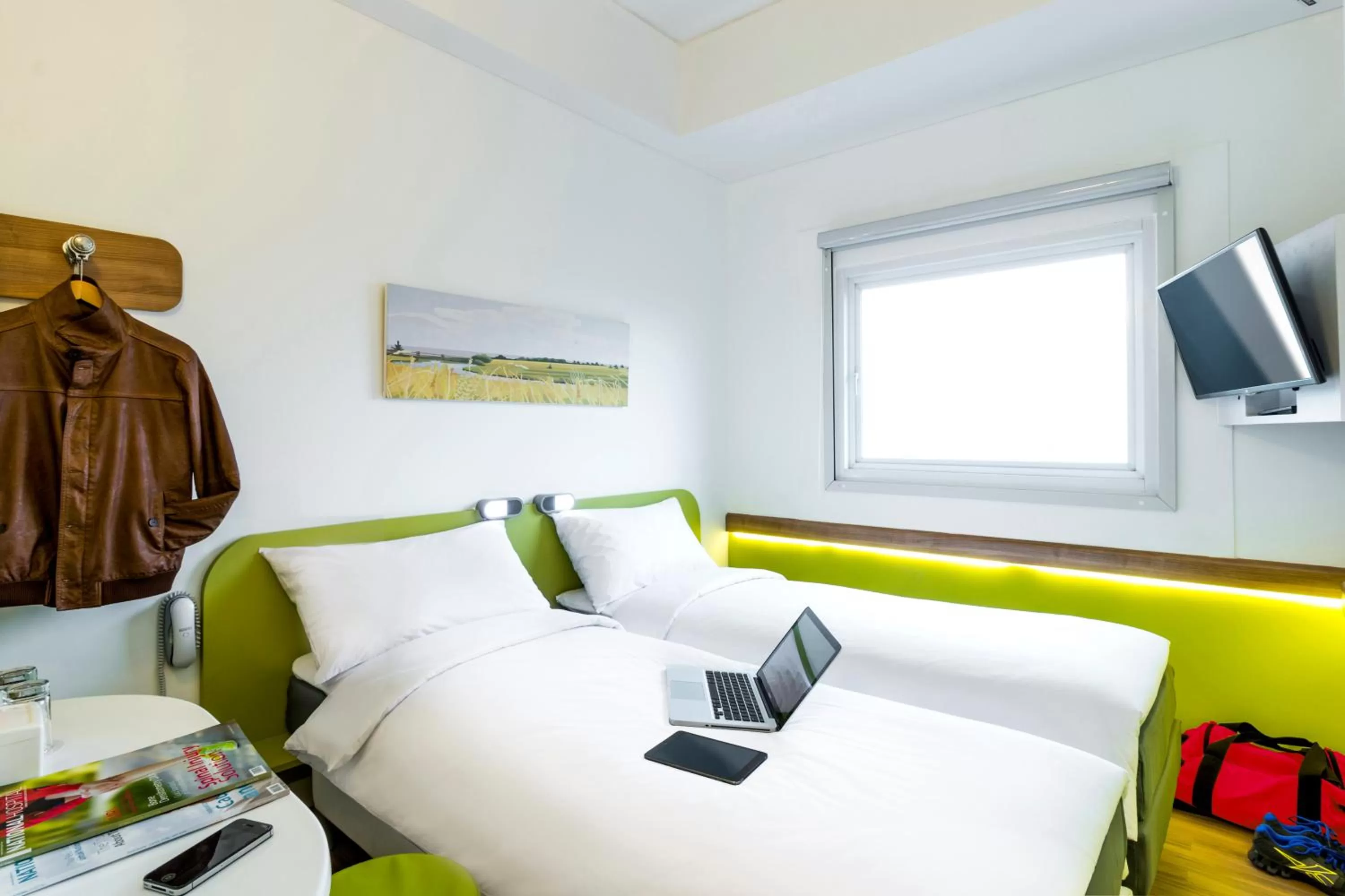 Standard Twin Room in Deka Hotel Surabaya HR Muhammad