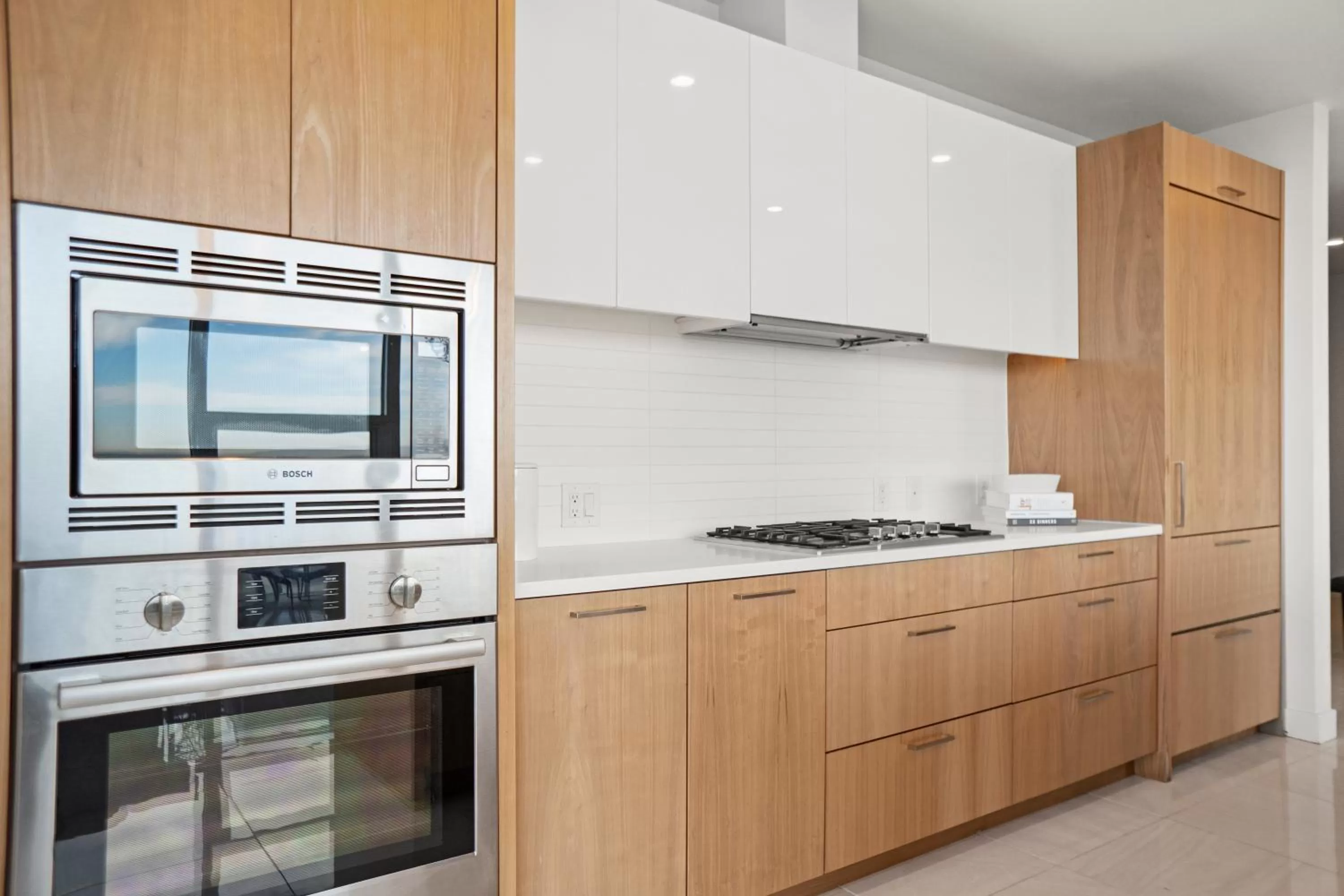 Two-Bedroom Suite in Level Los Angeles - Downtown South Olive