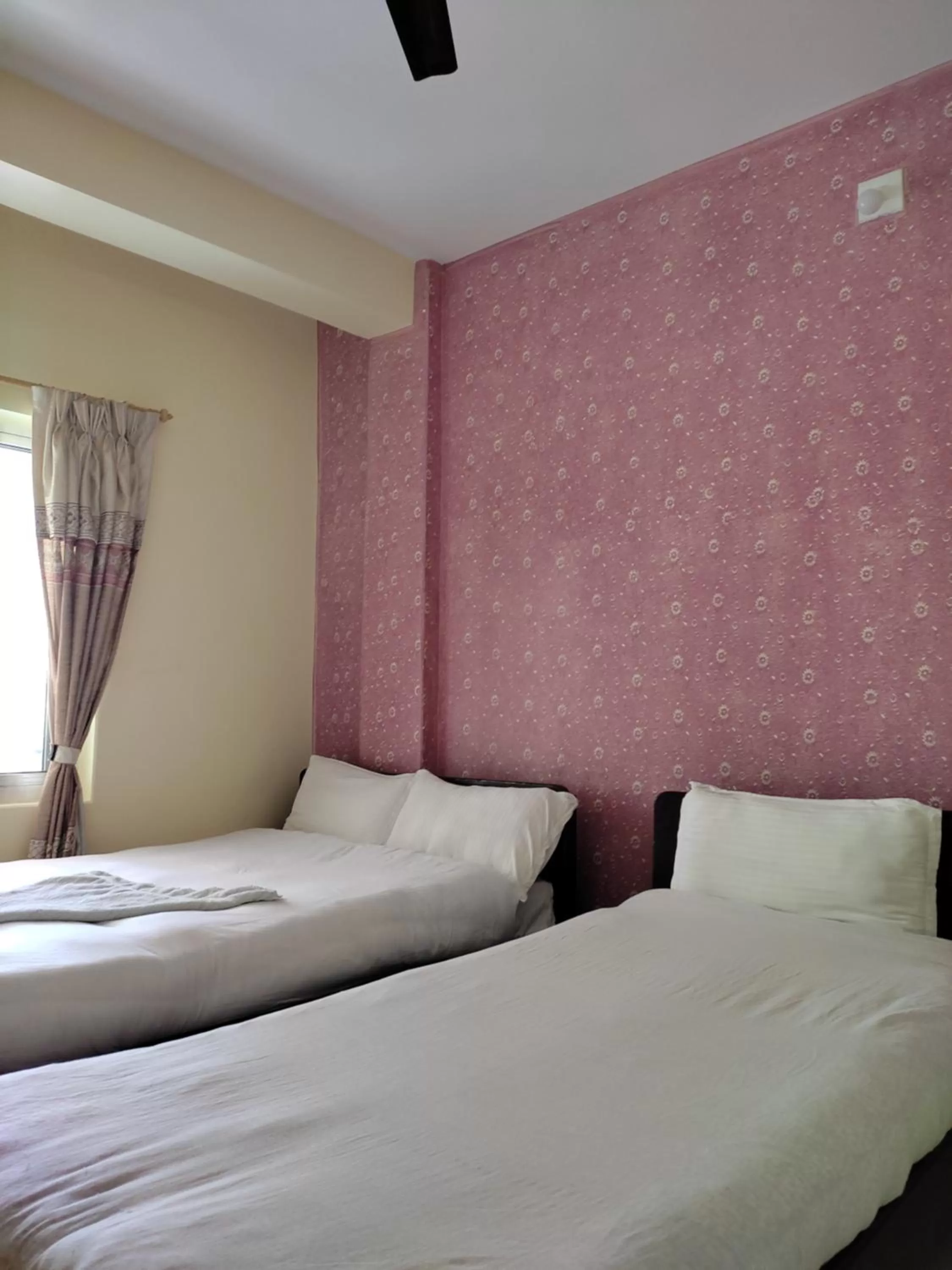 Bed in Hotel Green Hill View