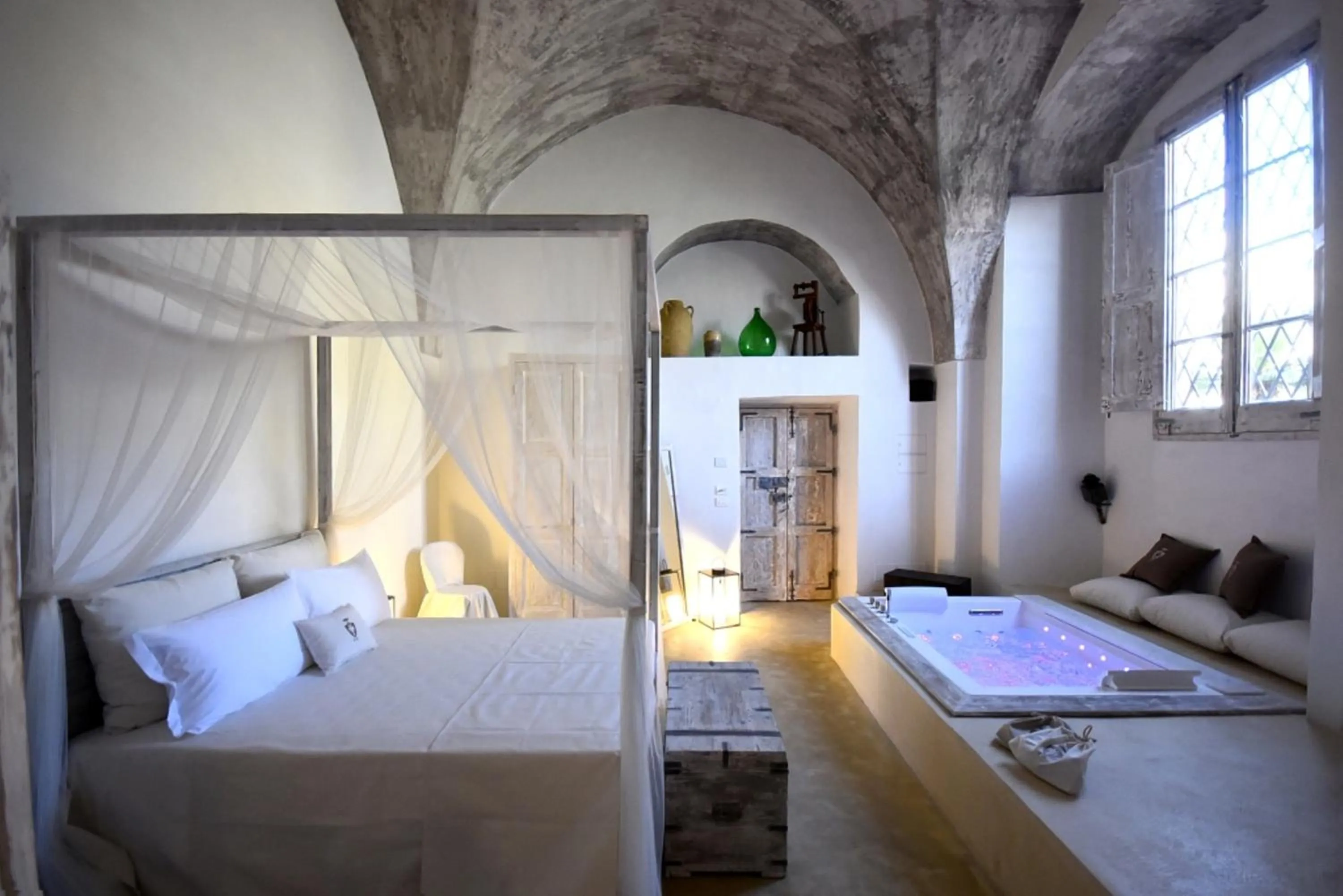 Bedroom, Bed in Palazzo Castriota