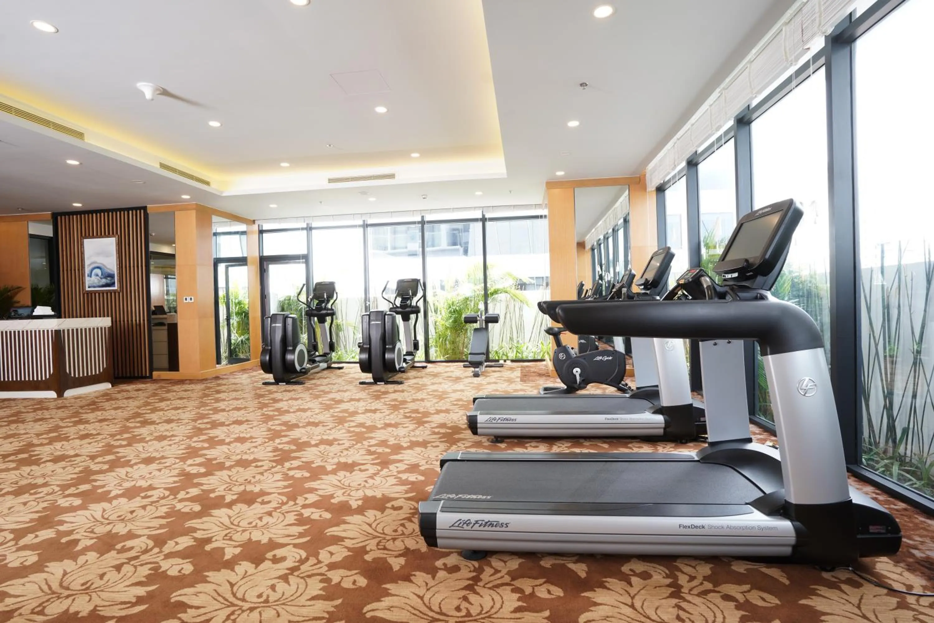 Fitness centre/facilities in Vinpearl Beachfront Nha Trang