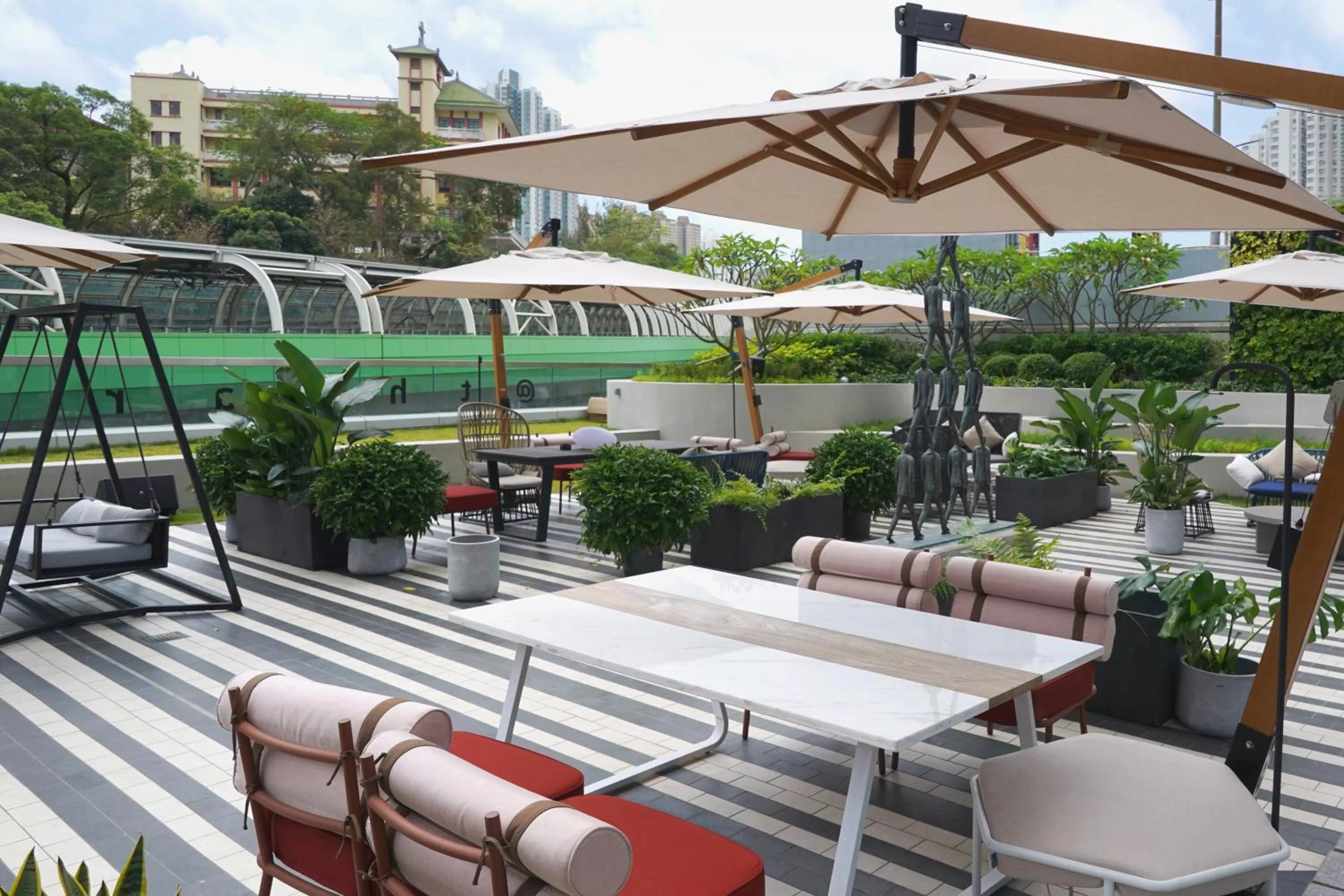 Restaurant/places to eat in the Arca