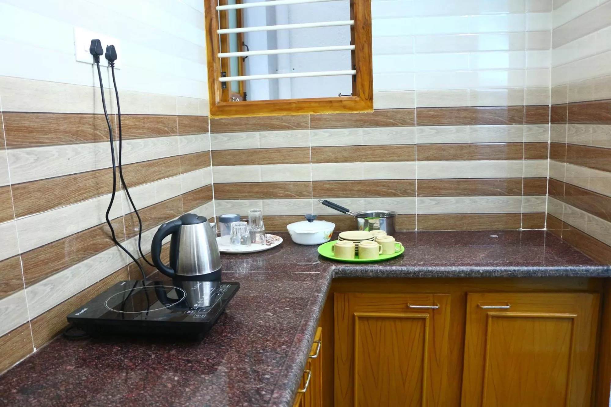 Kitchen or kitchenette, Kitchen/Kitchenette in Bluetique Beach House