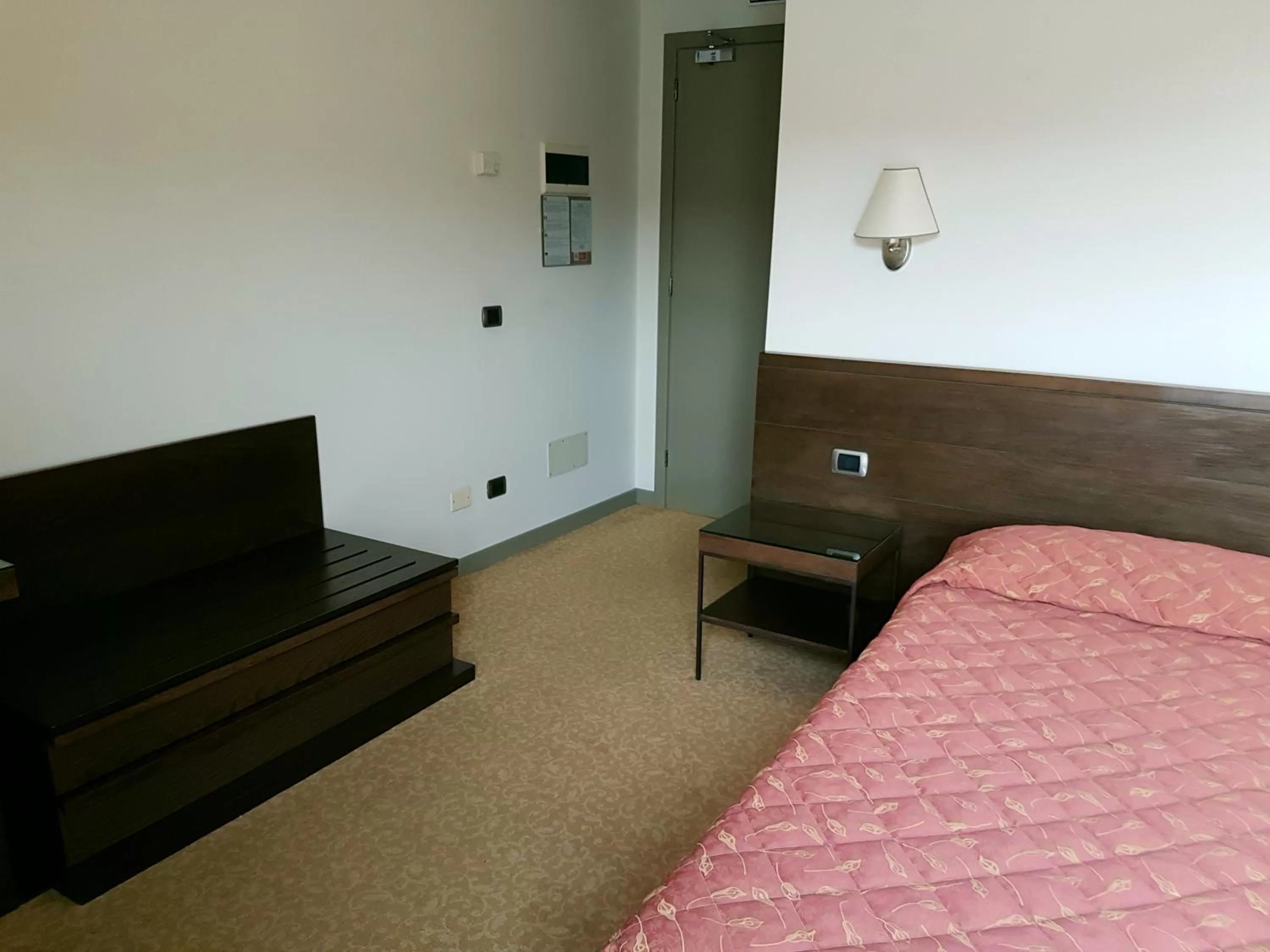 Decorative detail, Bed in Locanda del Lago Rosmunda