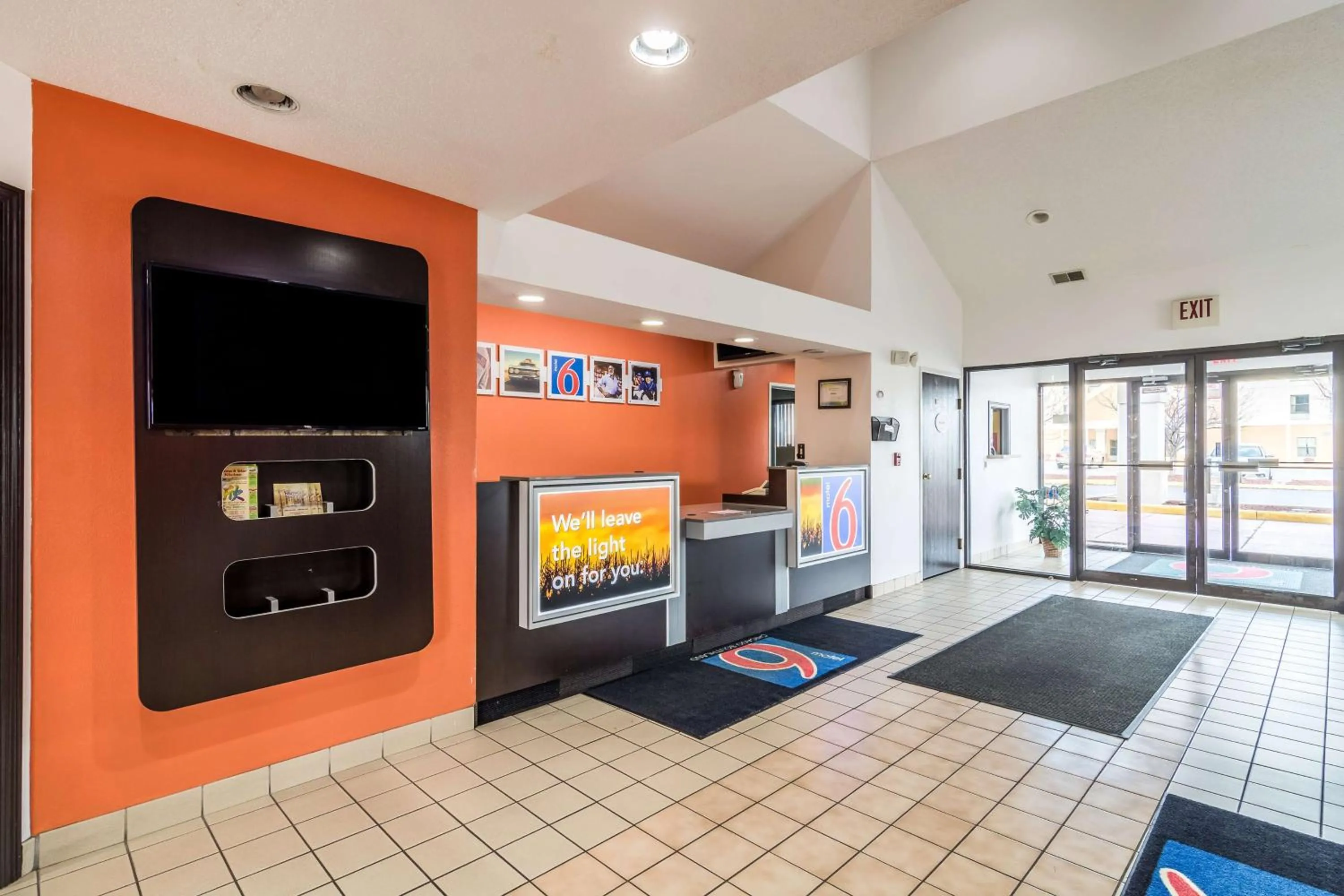 Lobby or reception in Motel 6-Harvey, IL