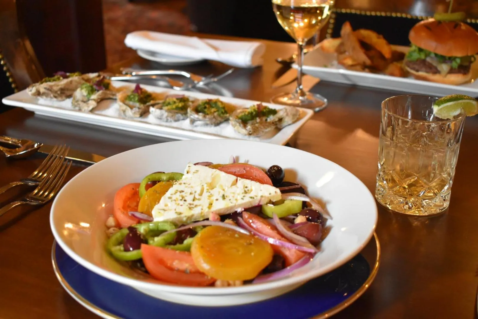 Restaurant/places to eat in The Detroit Club