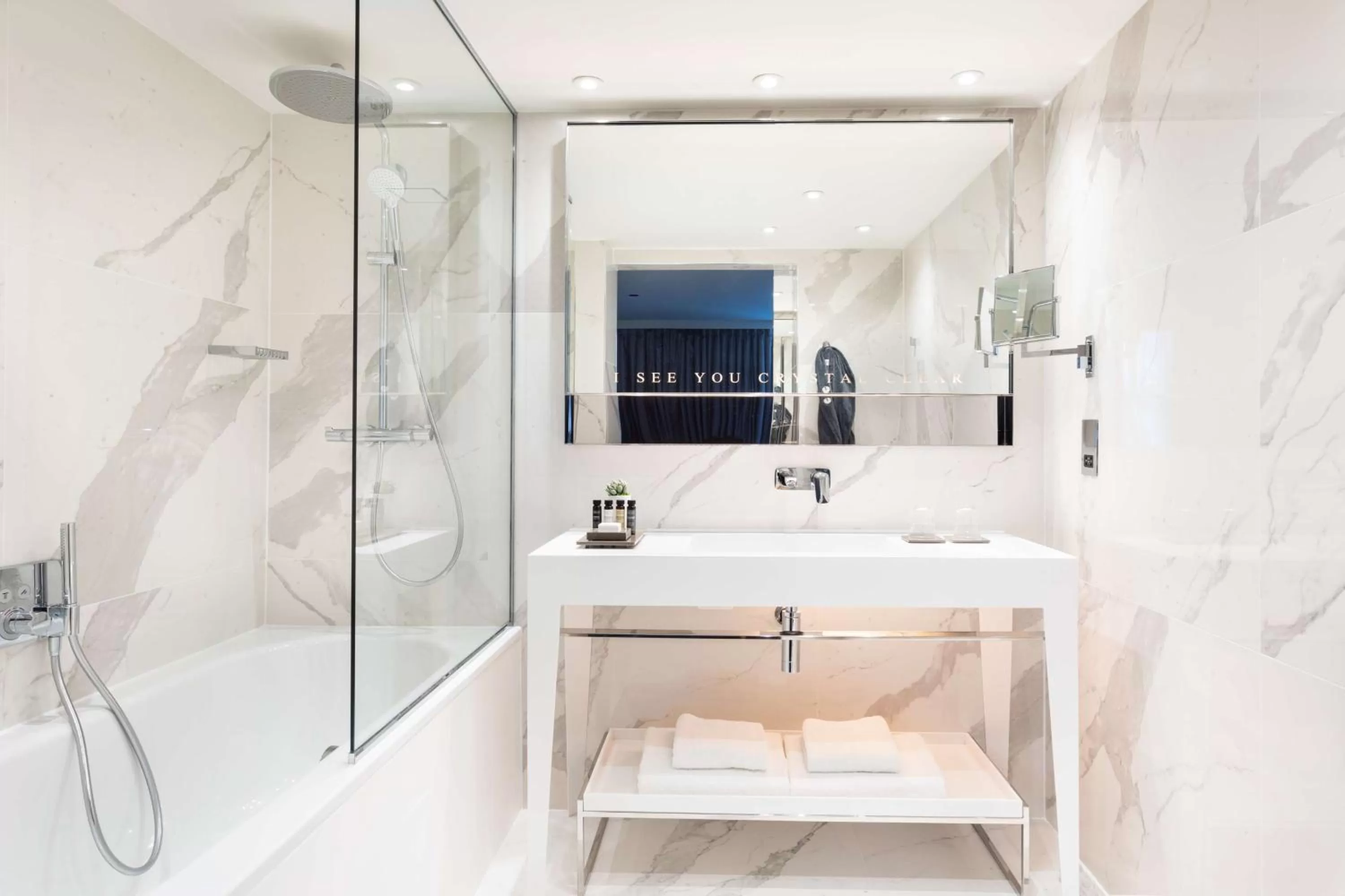 Bathroom in Holmes Hotel London