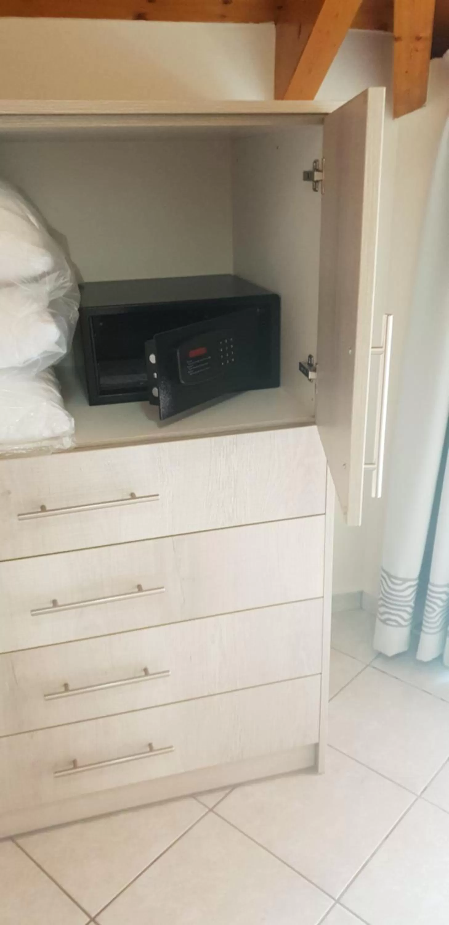 Area and facilities in Alexia's Apartments