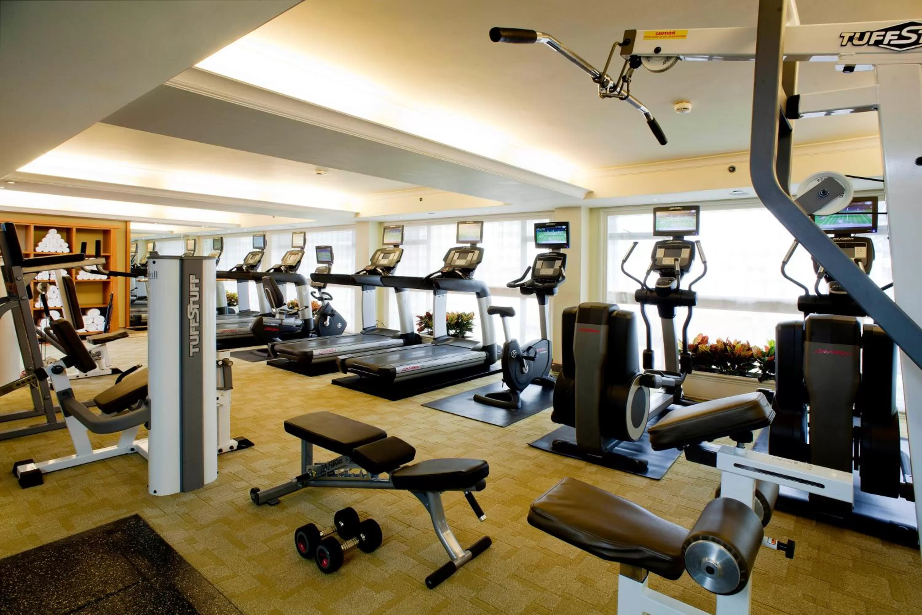 Fitness centre/facilities in Holiday Inn Golden Mile by IHG