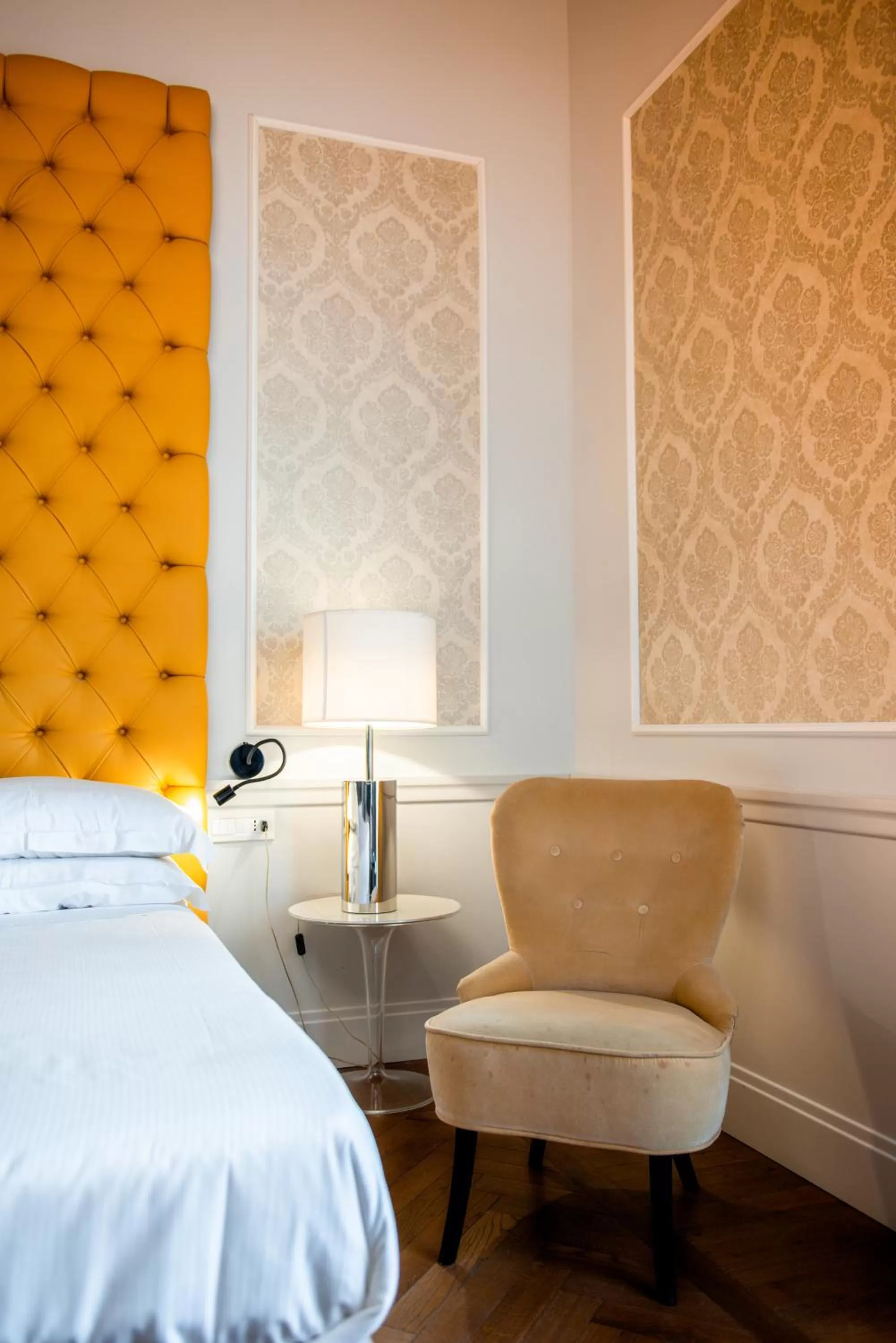 Decorative detail, Bed in Boutique Centrale Palace Hotel