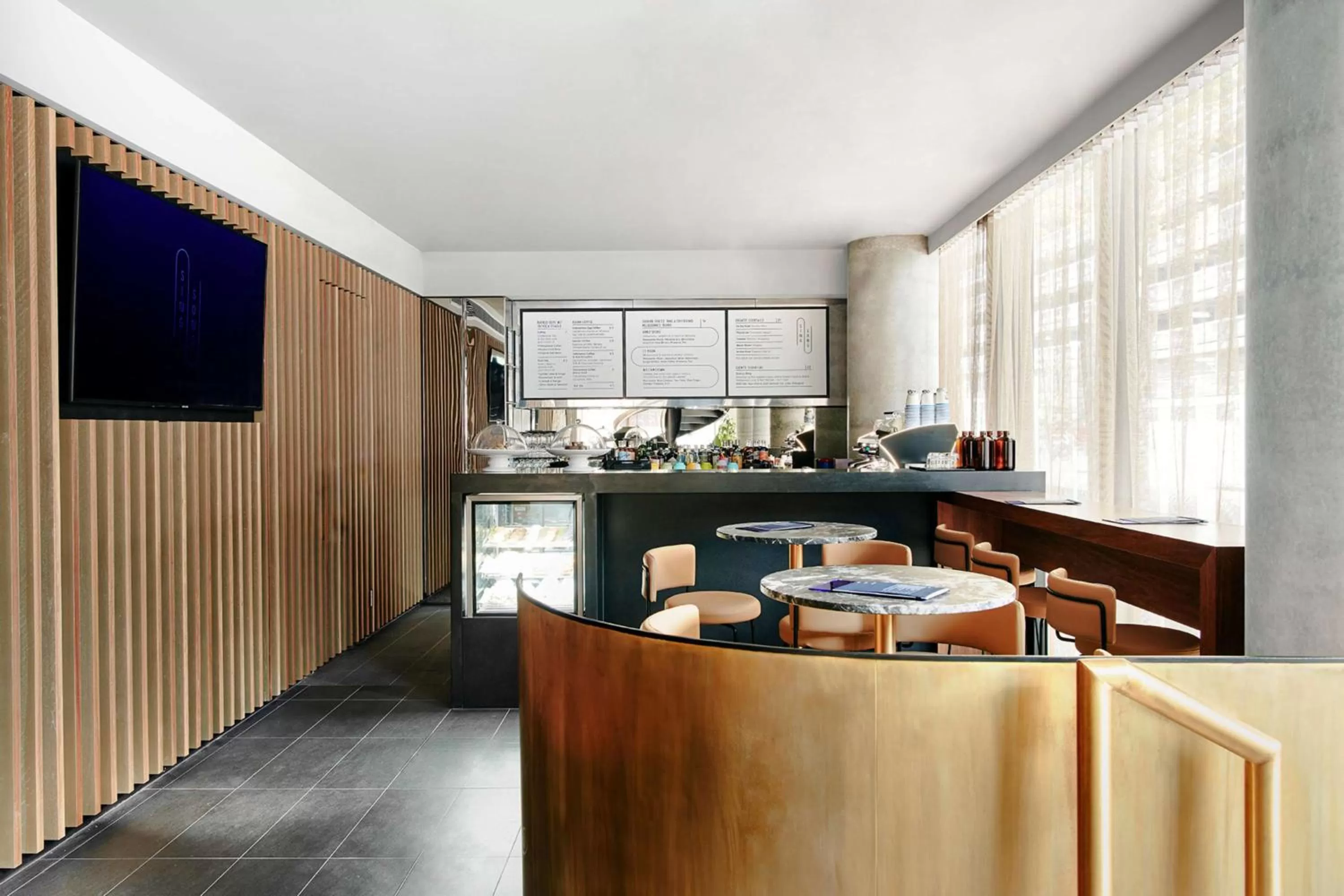 Restaurant/places to eat in Quincy Hotel Melbourne