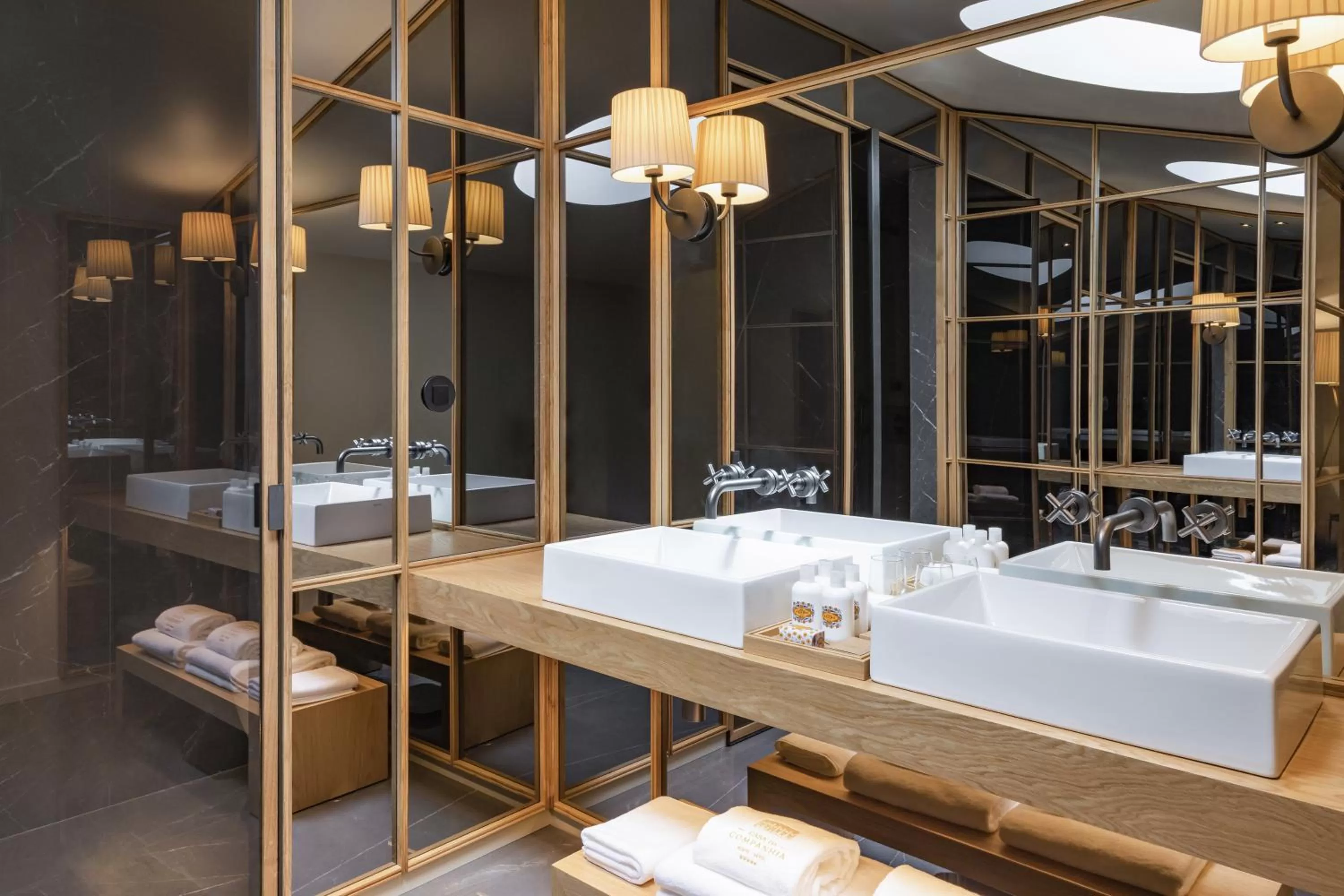 Bathroom in Casa da Companhia Hotel & Spa, Vignette Collection by IHG