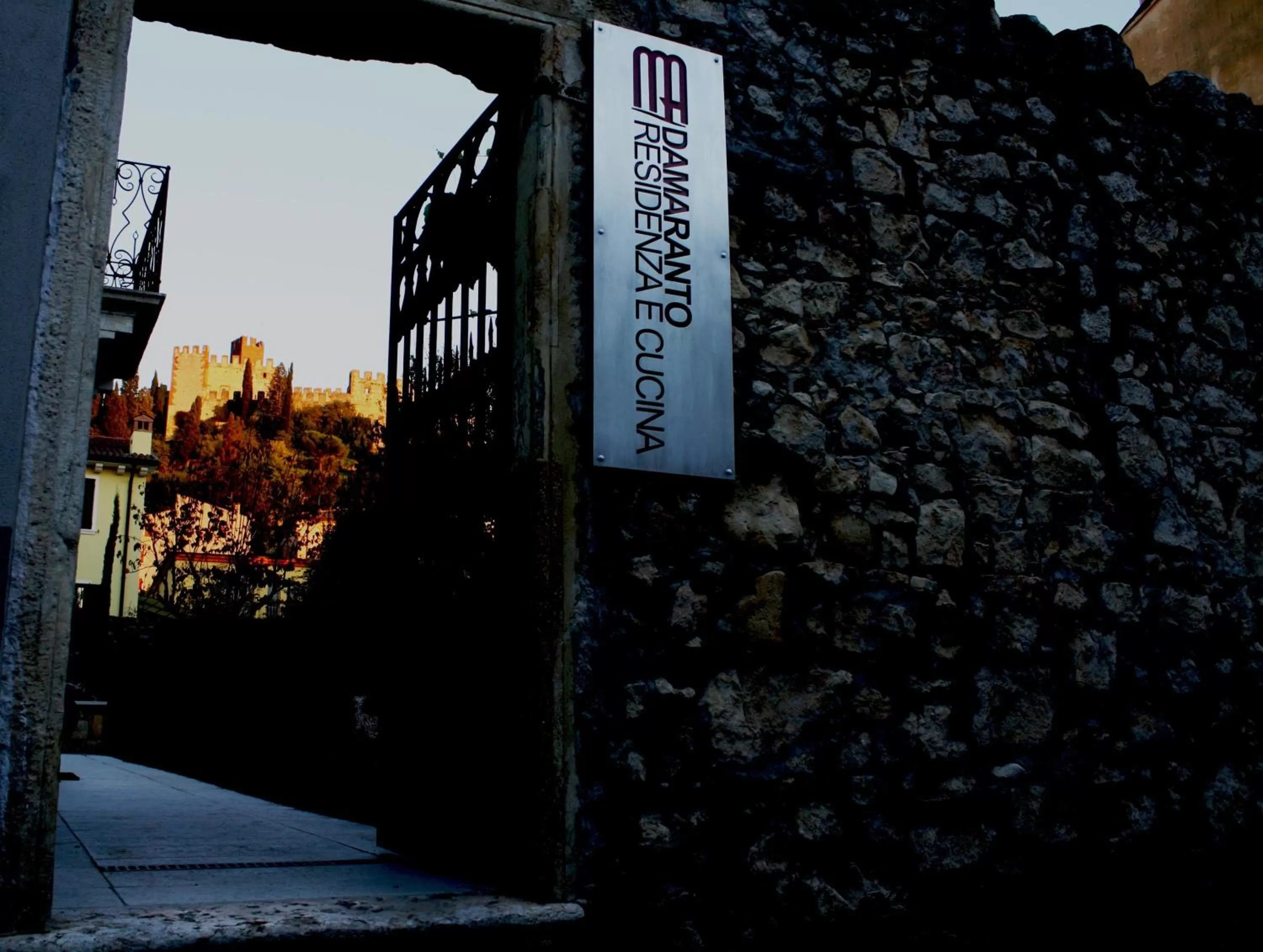 Property building, Property Logo/Sign in Damaranto Residenza e Cucina