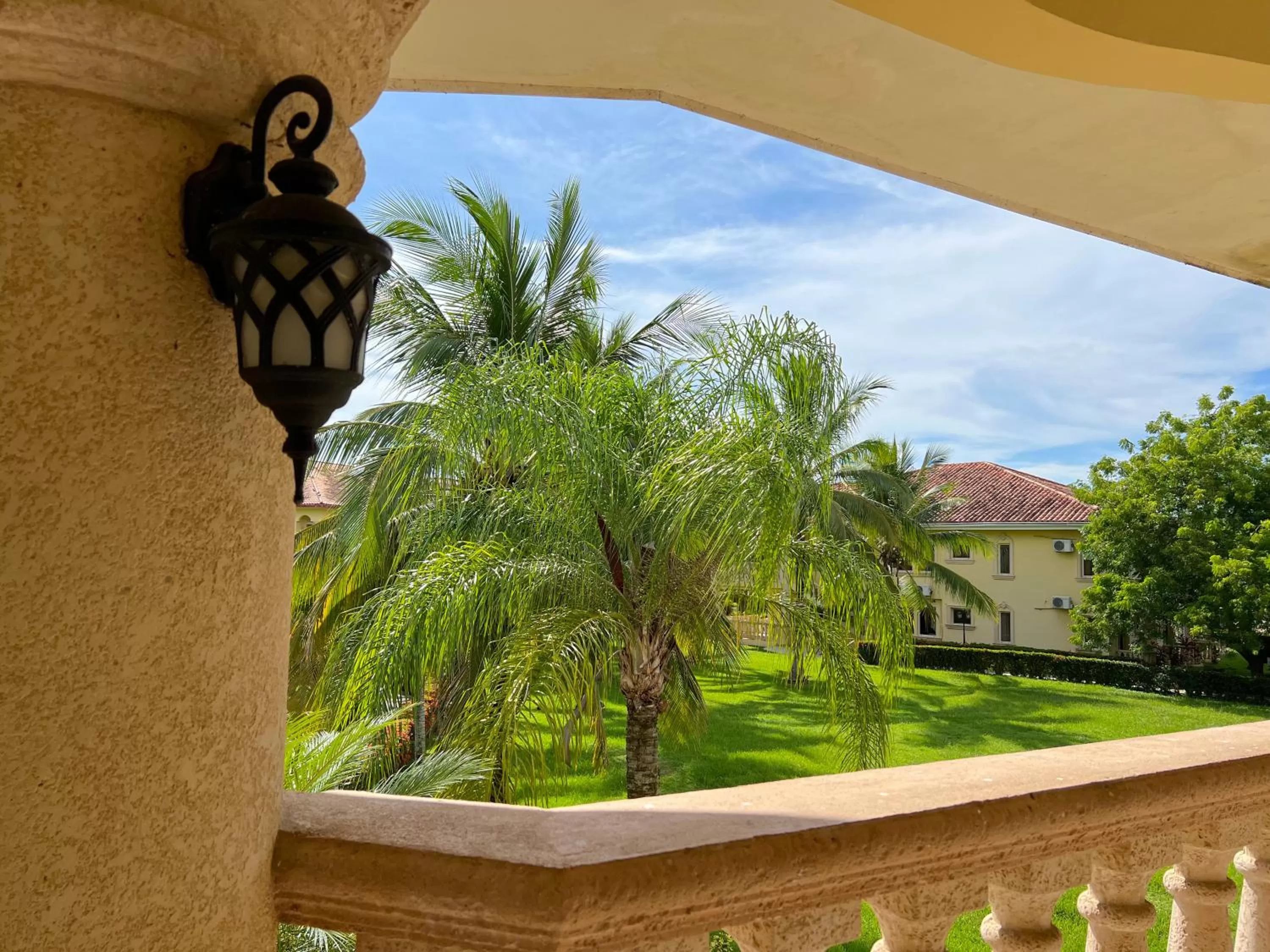 Garden view in La Ensenada Beach Resort