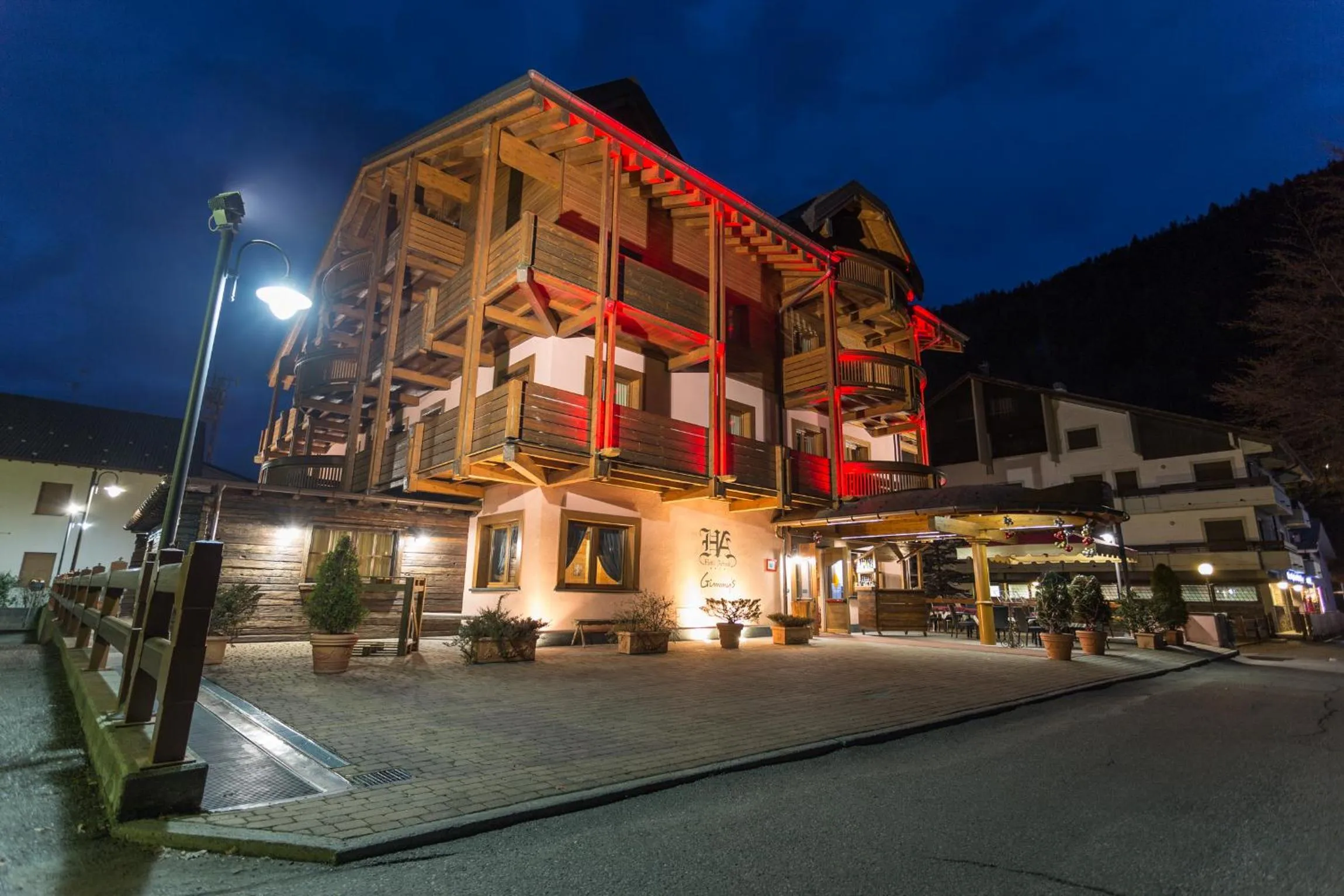 Property building in Hotel Arisch