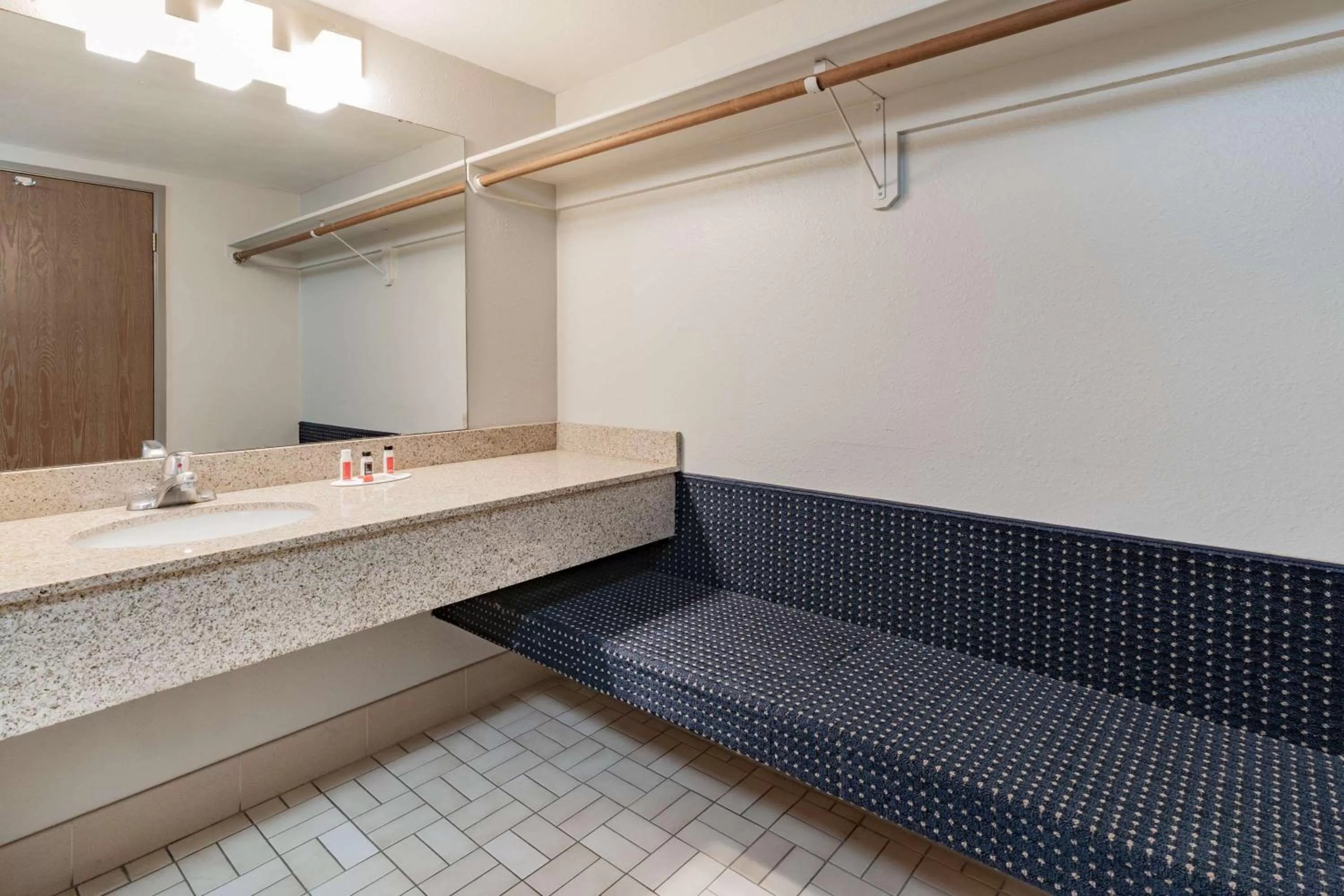 Bedroom in Days Inn by Wyndham Winnemucca