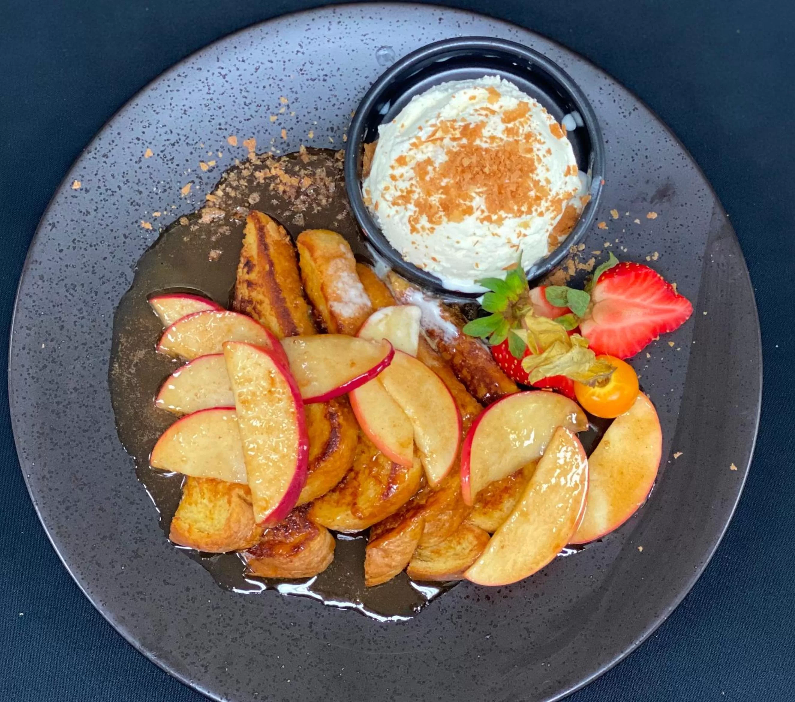American breakfast in Auberge Godefroy