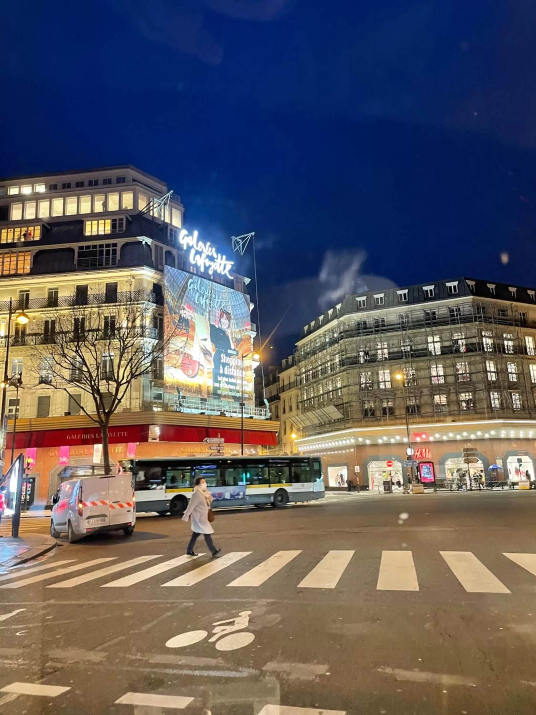 Nearby landmark in Hotel Corona -Rodier-