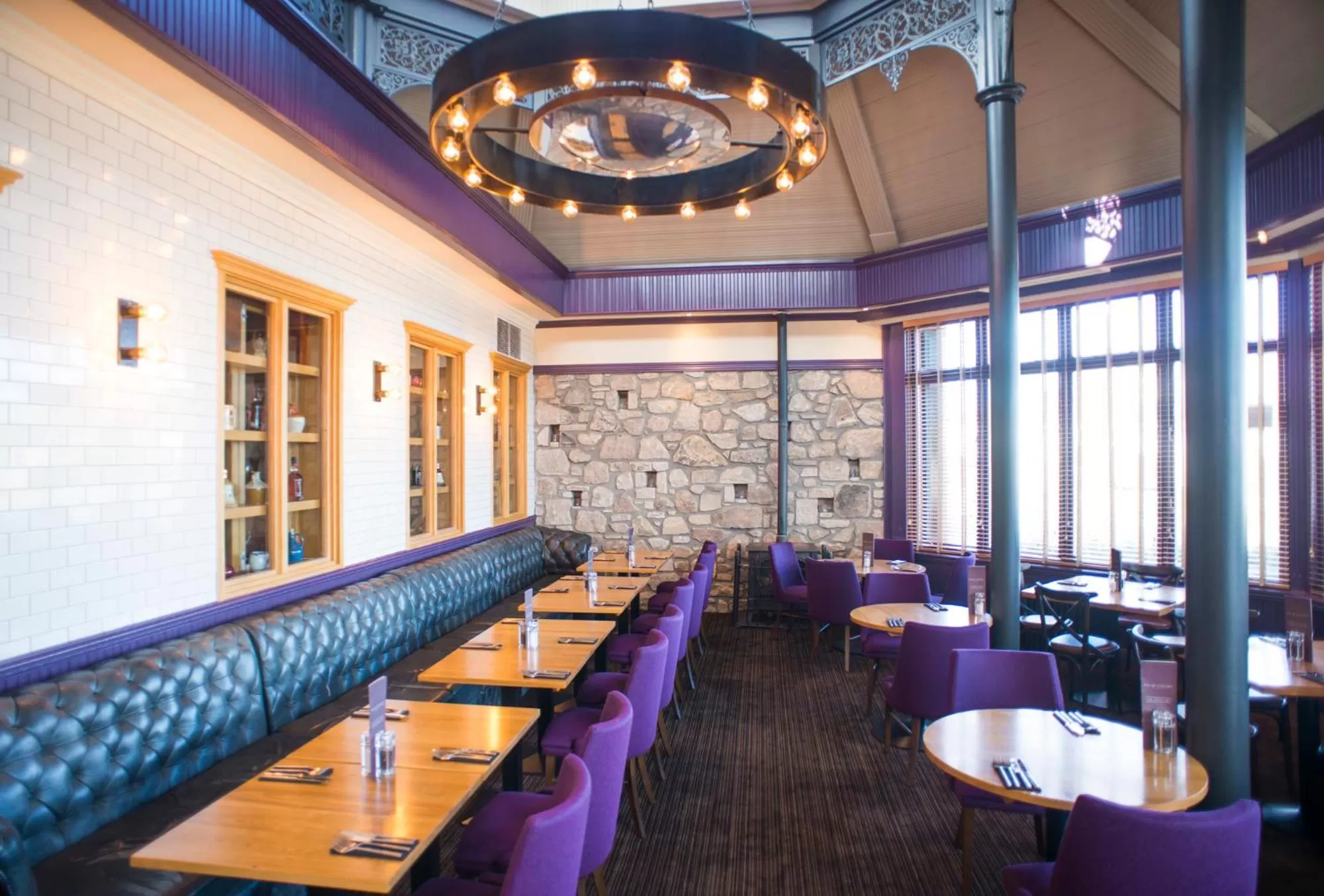 Food and drinks in Palm Court Hotel