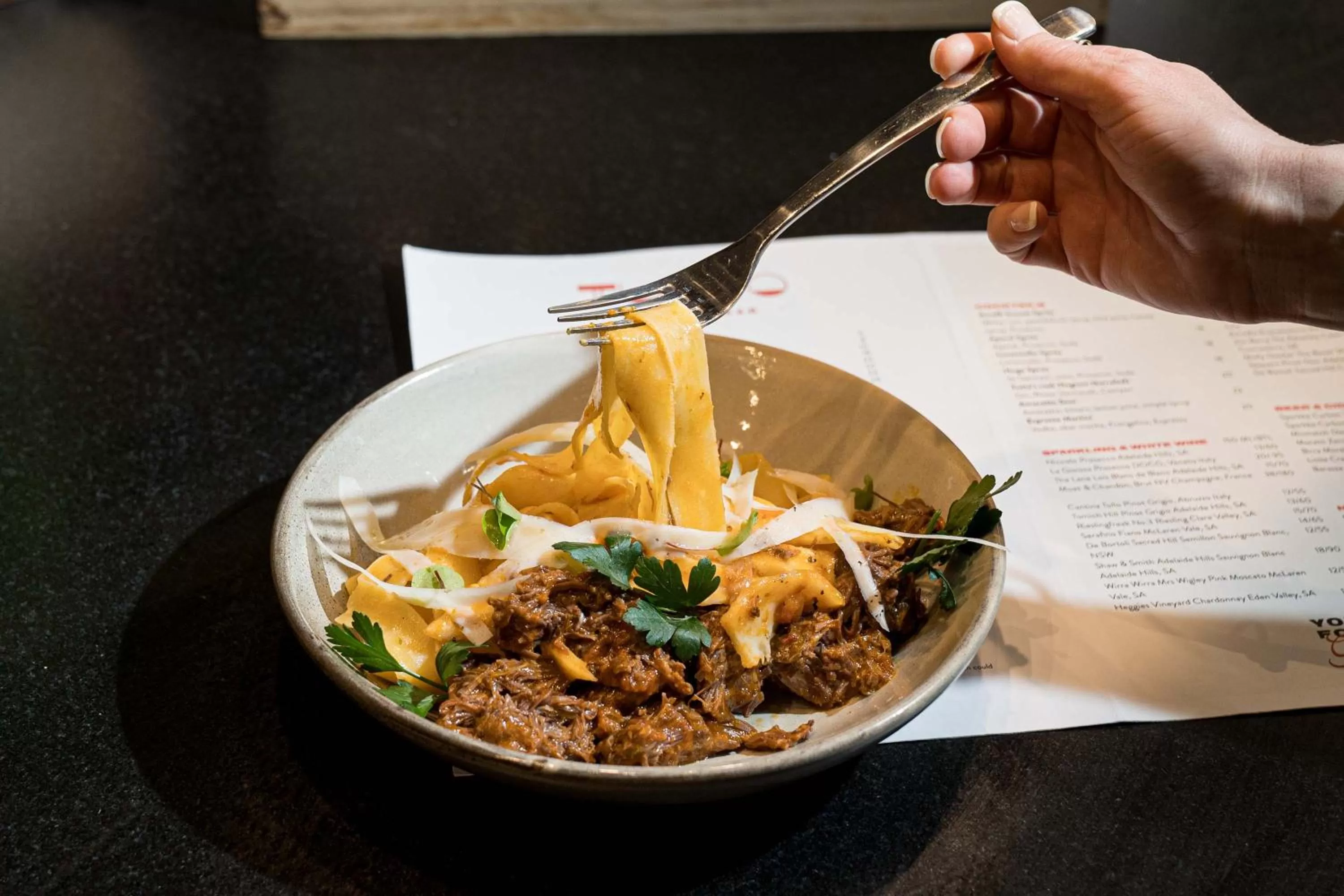 Restaurant/places to eat in Peppers Waymouth Hotel