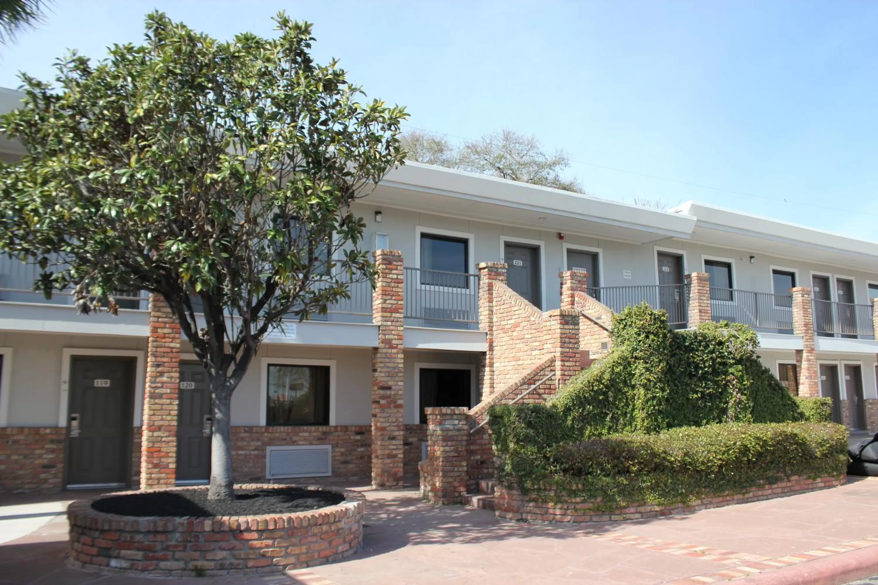 Property Building in Studio 6-Houston, TX - East