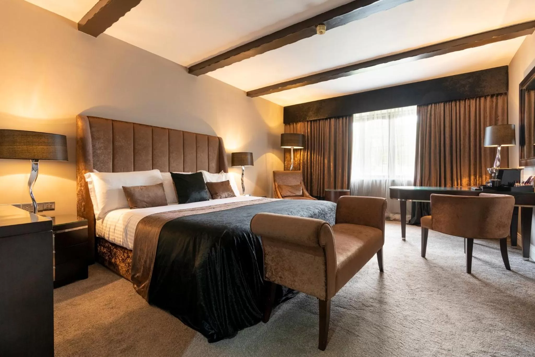 Bed in Derwent Manor Boutique Hotel