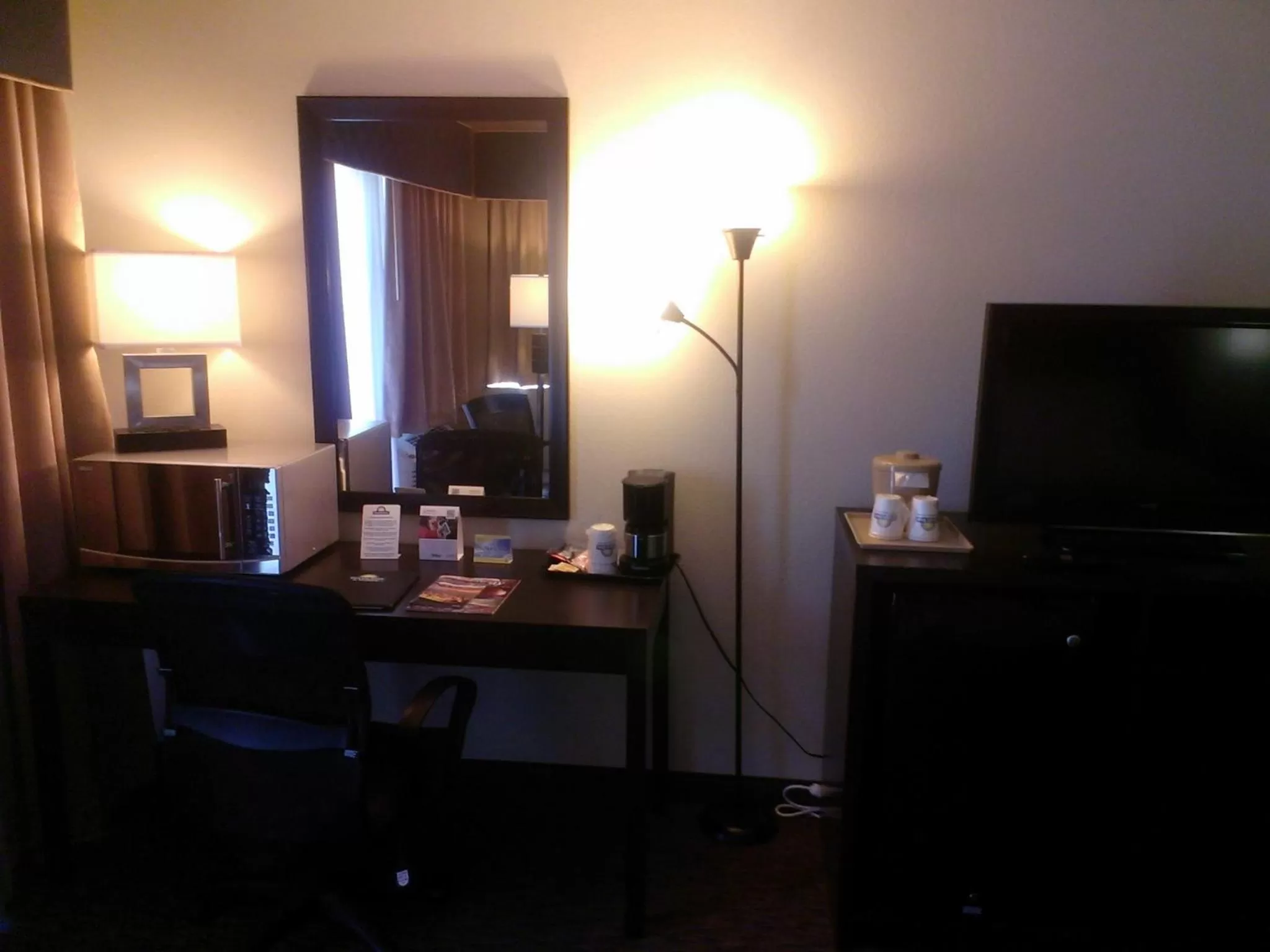 Coffee/tea facilities in Days Inn & Suites by Wyndham Page Lake Powell