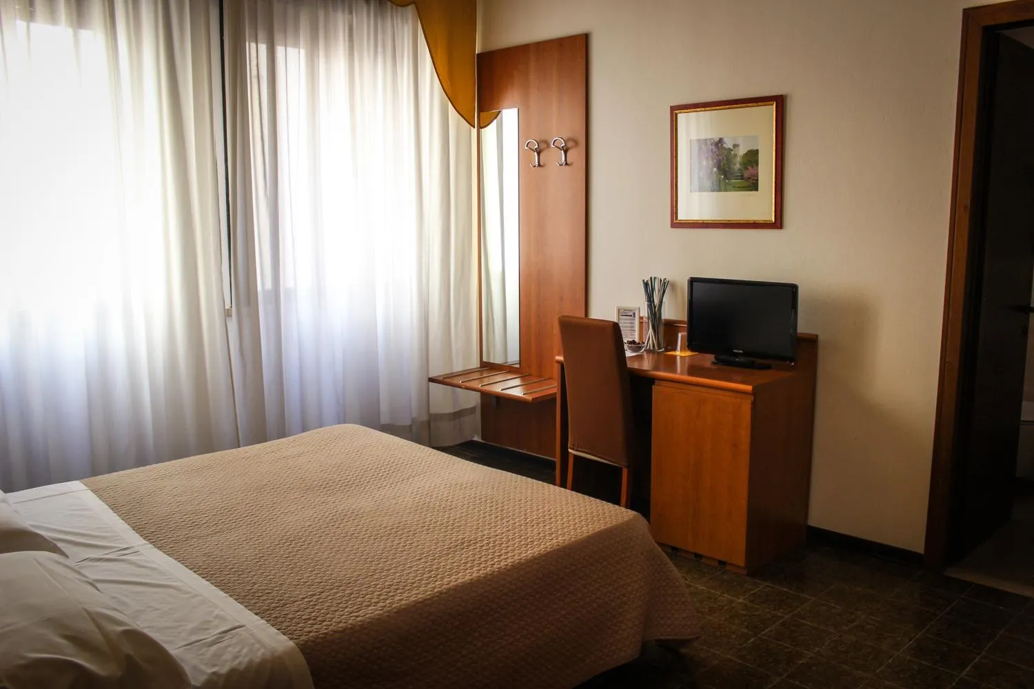 Bedroom, Bed in Hotel Centrale