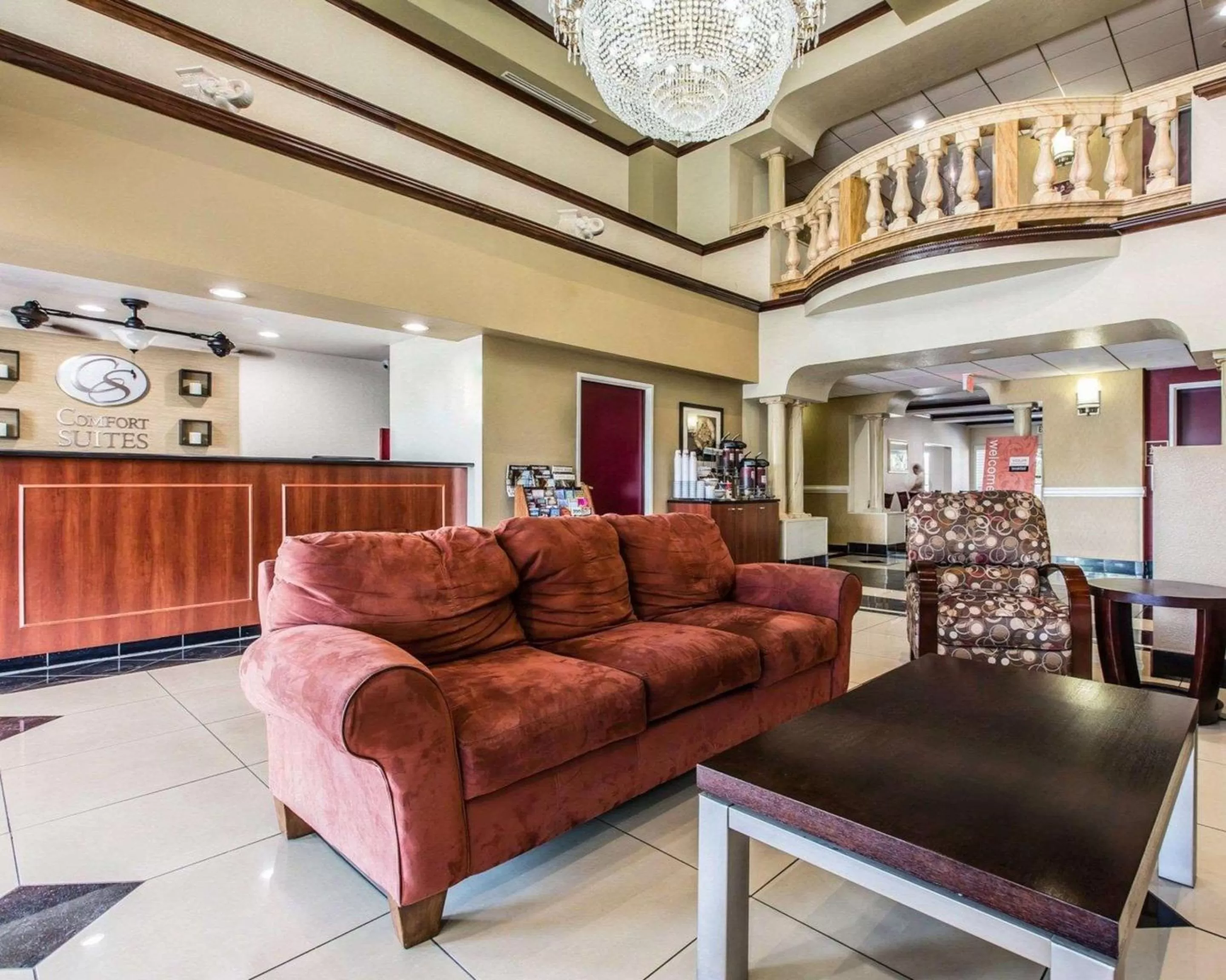 Lobby or reception in Comfort Suites Bakersfield