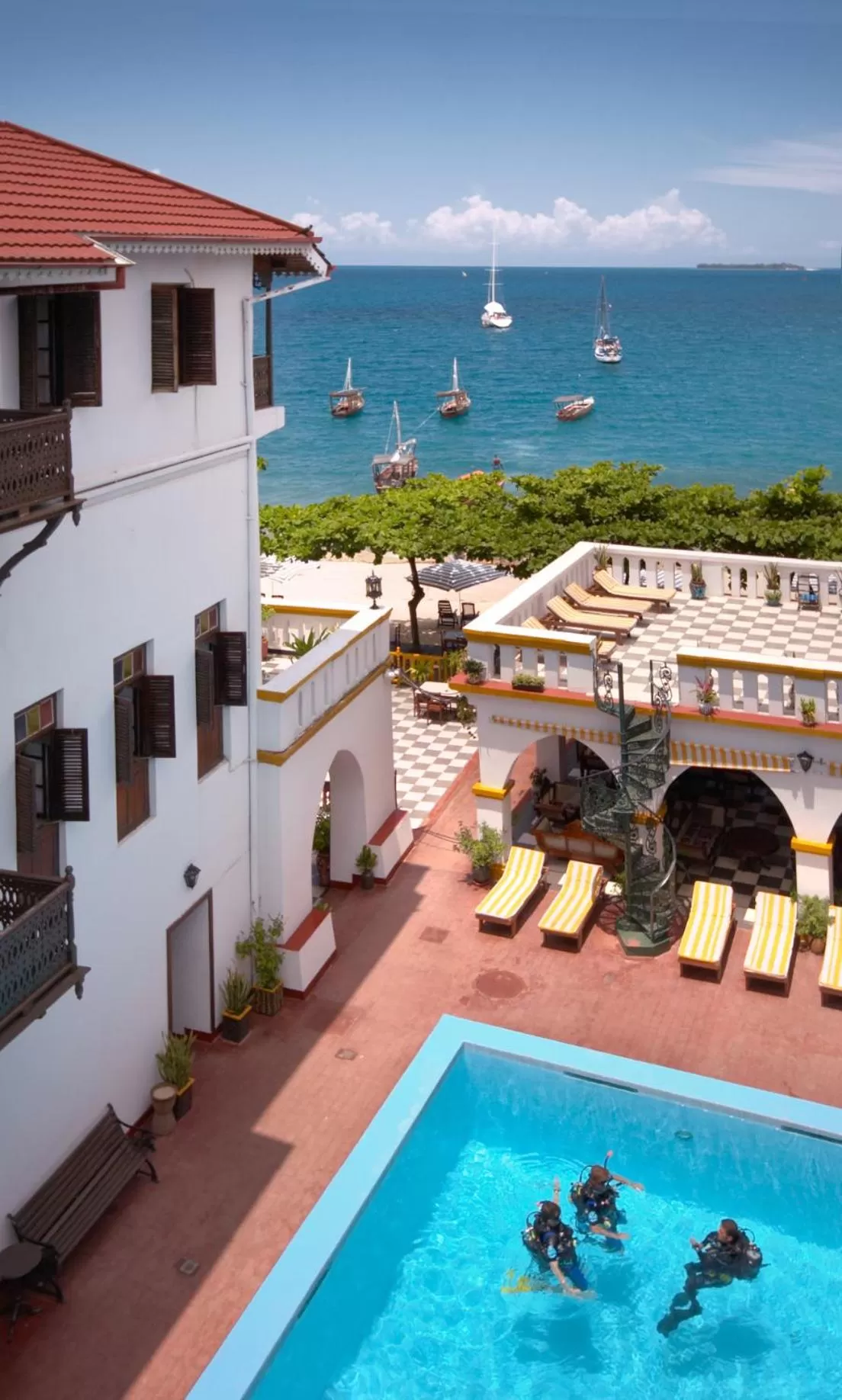 Day in Tembo House Hotel