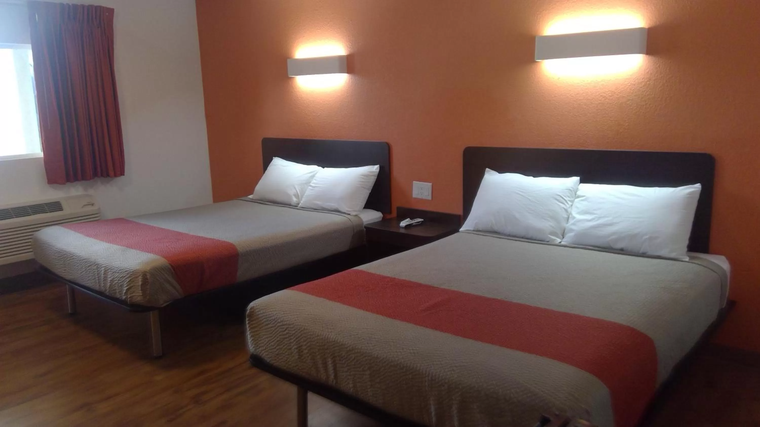 Bed in Motel 6-Clovis, NM