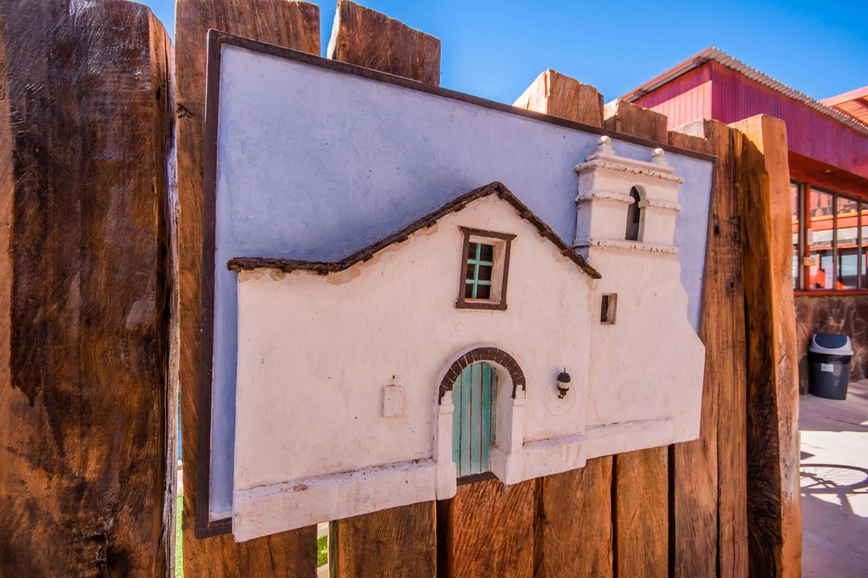 Property Building in Hotel Casa Algarrobo