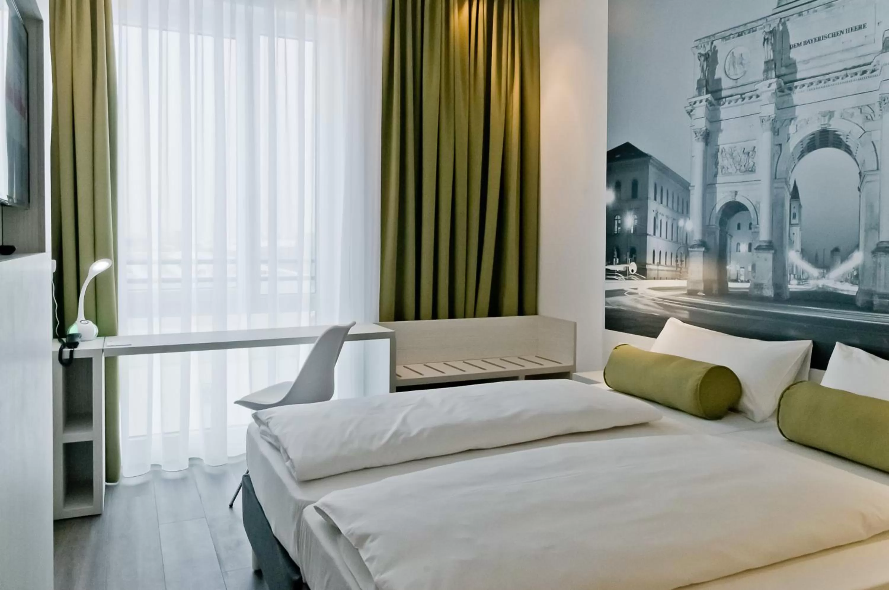 Photo of the whole room, Bed in Super 8 by Wyndham Munich City North