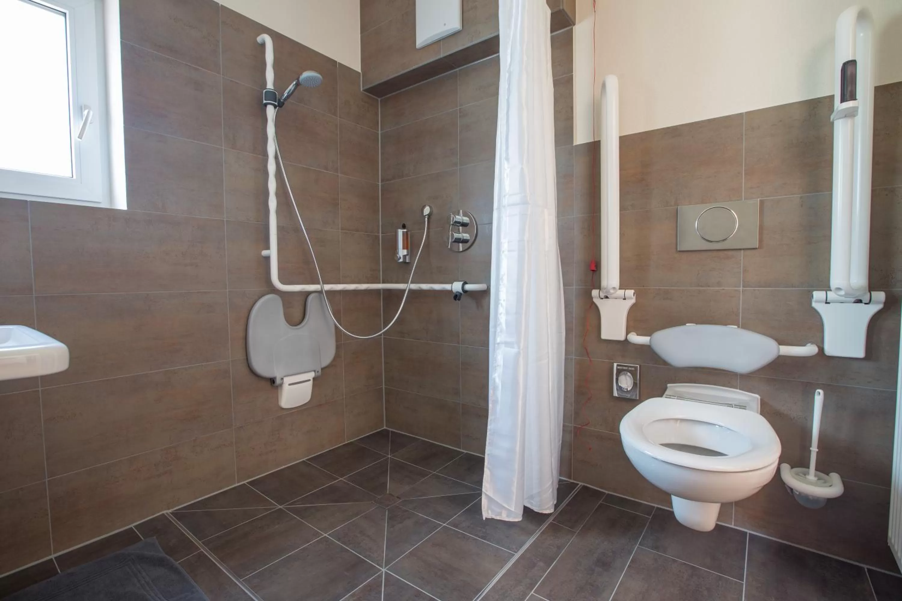 Toilet in Sonnenhalde Landgasthof Bieg