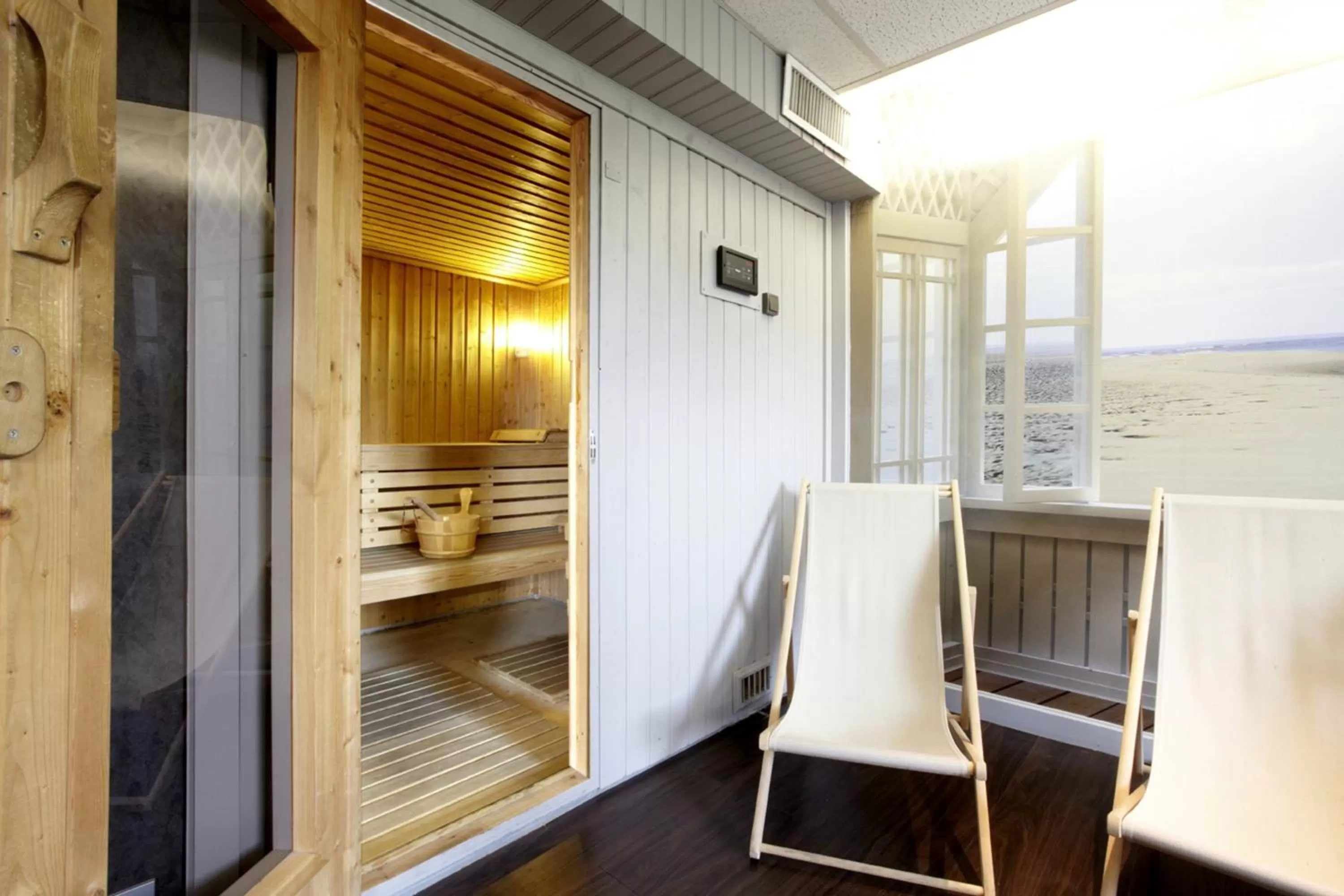 Sauna in Golden Tulip CDG Airport Roissy