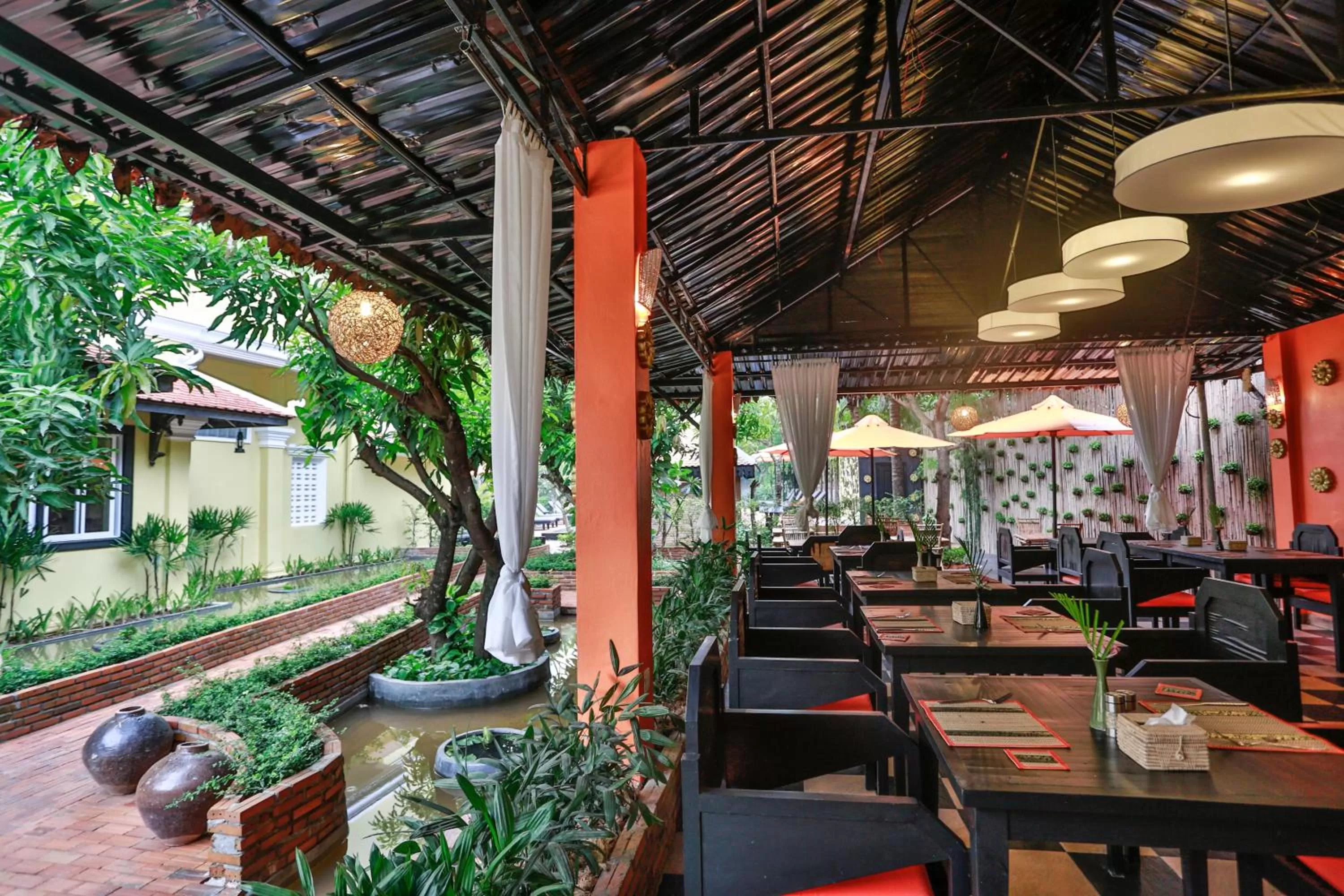 Restaurant/places to eat in Home Indochine d'Angkor Hotel