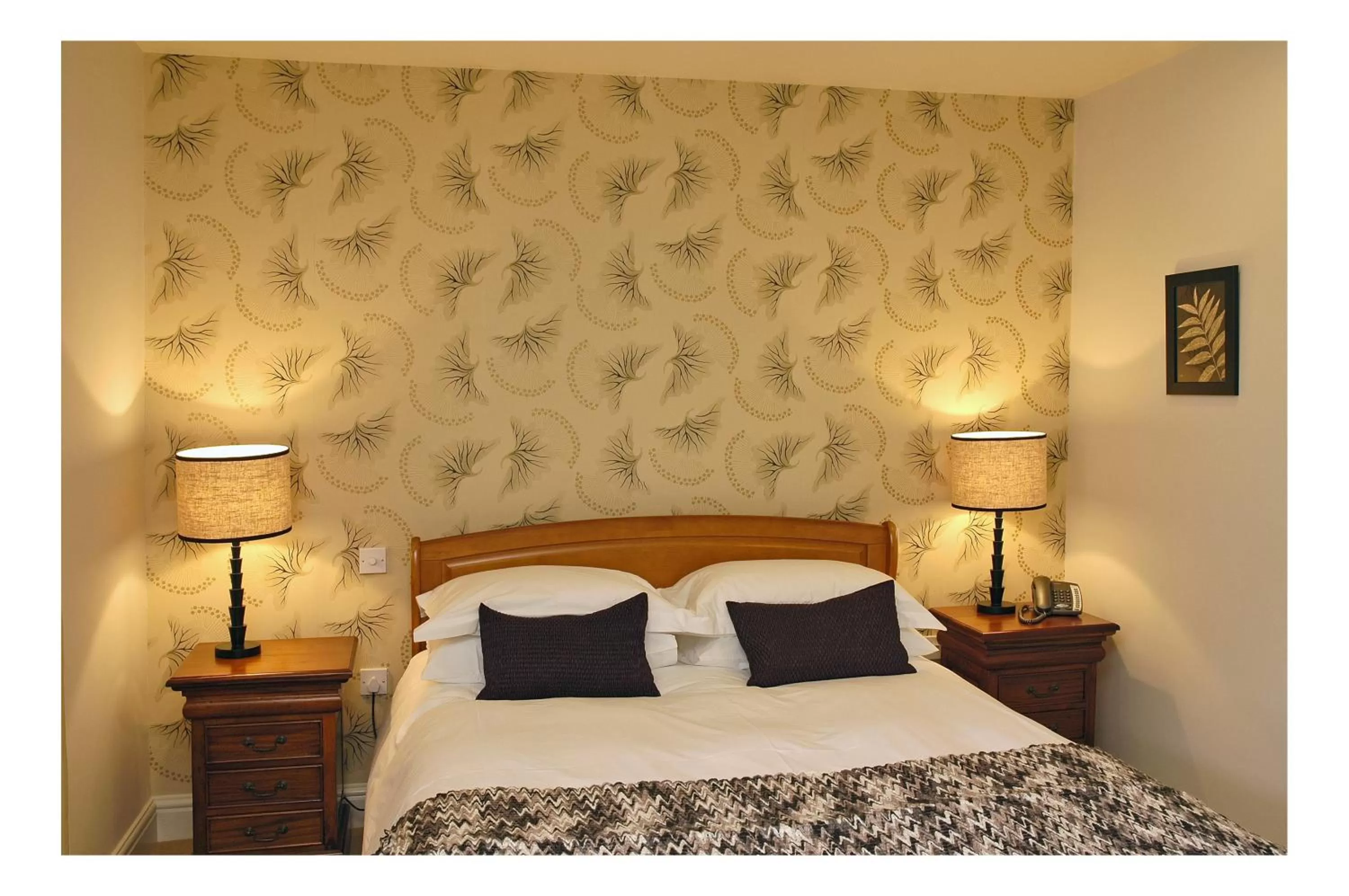 Bedroom, Bed in The Kings Arms