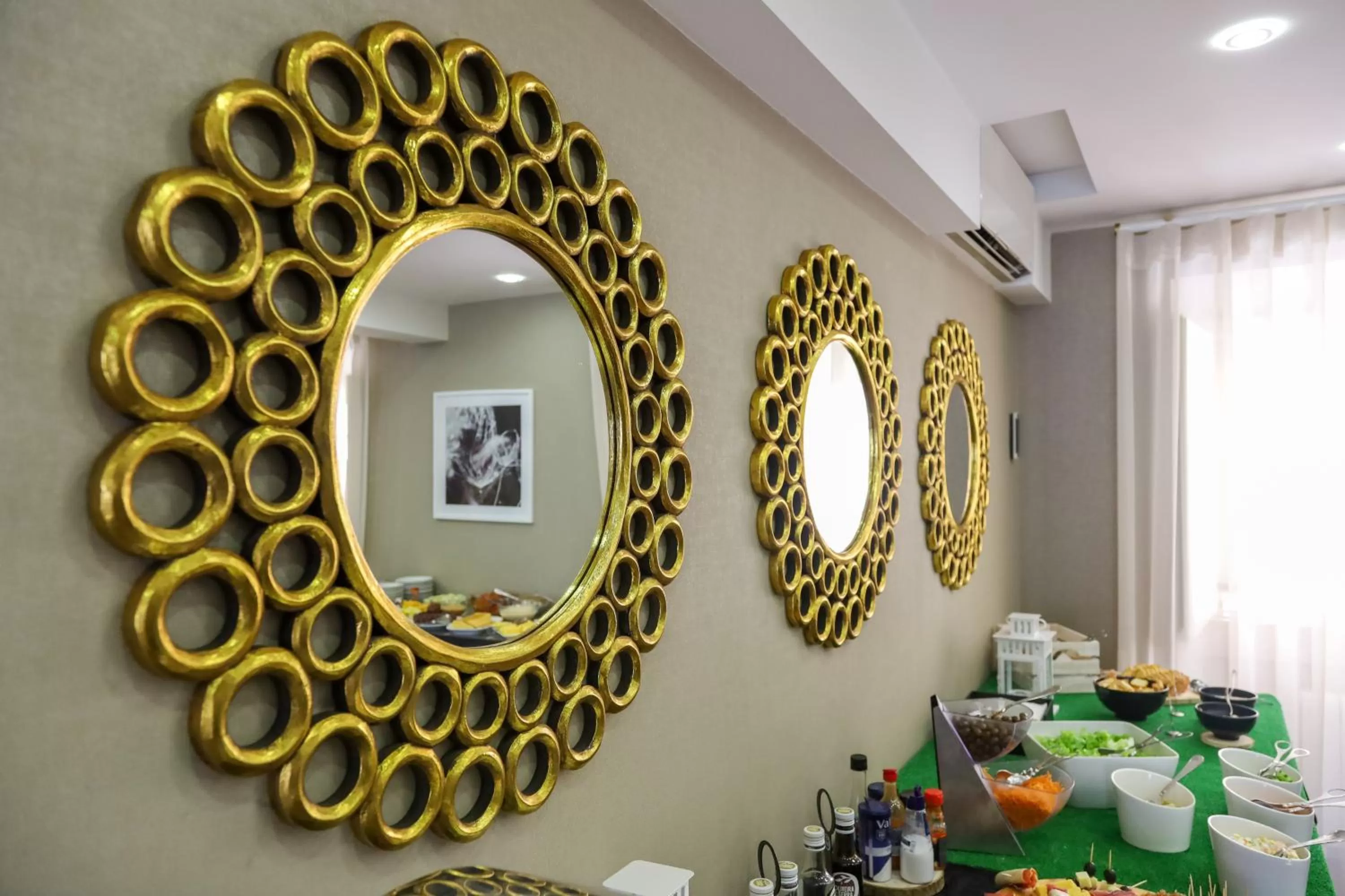 Restaurant/places to eat in Josefa D`Obidos Hotel