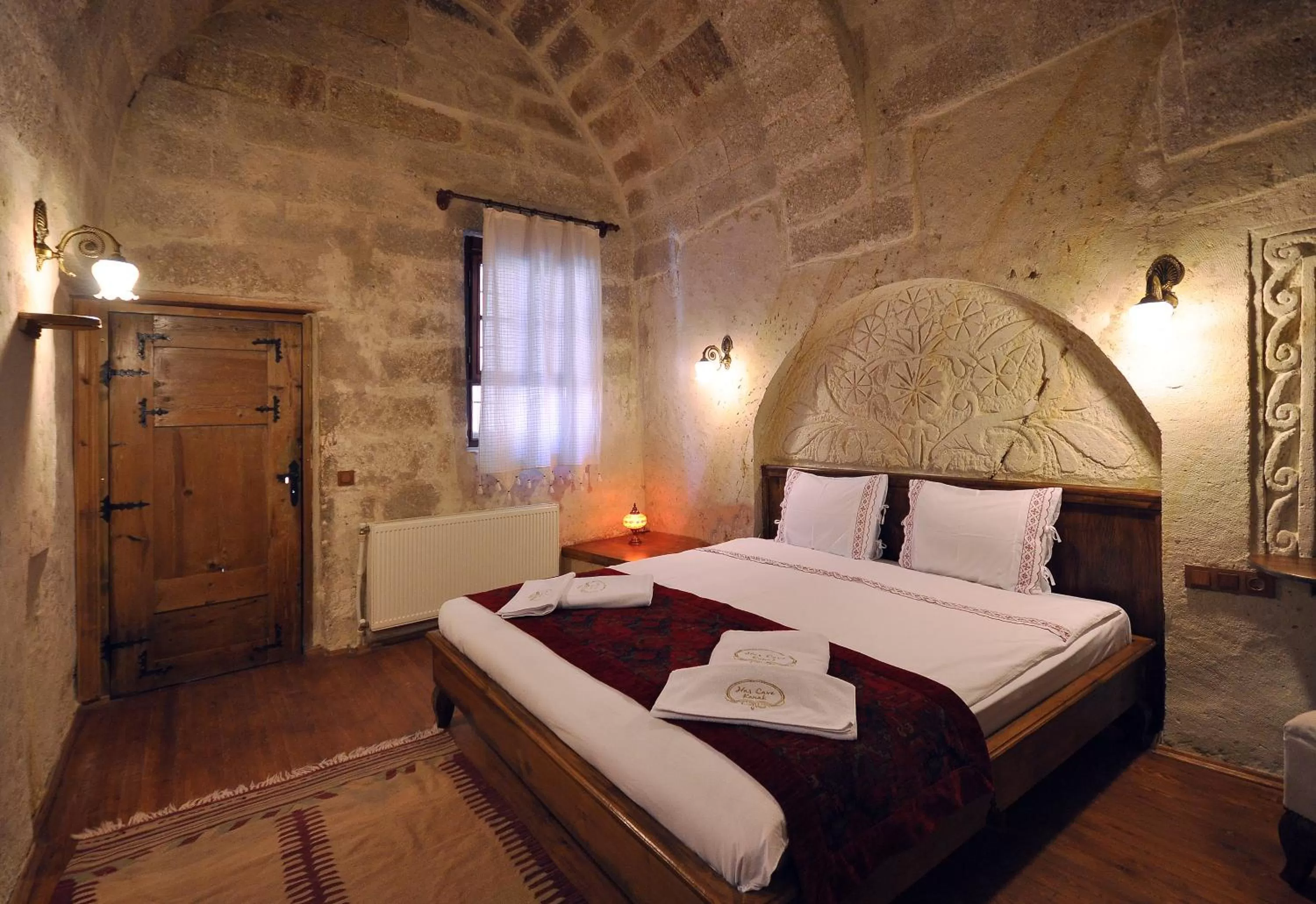 Bed in Has Cave Konak