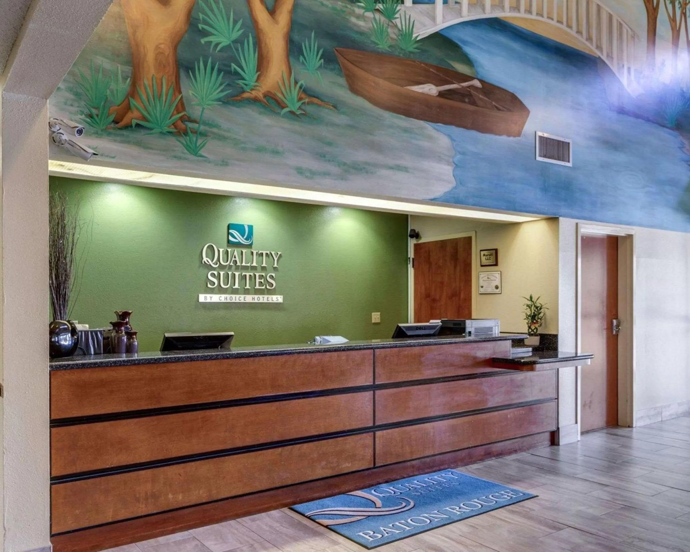 Lobby or reception in Quality Suites Baton Rouge East - Denham Springs
