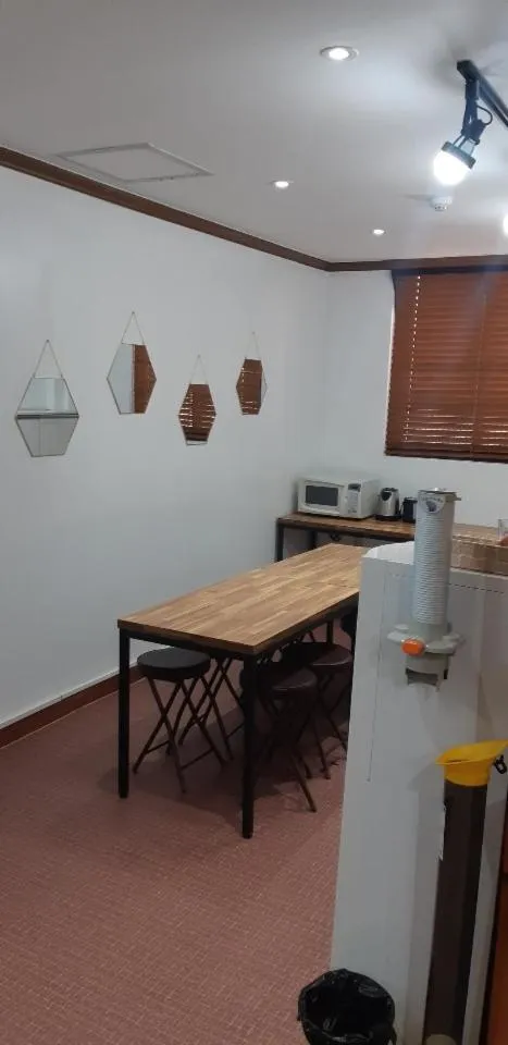 Property building in Kimstay 9