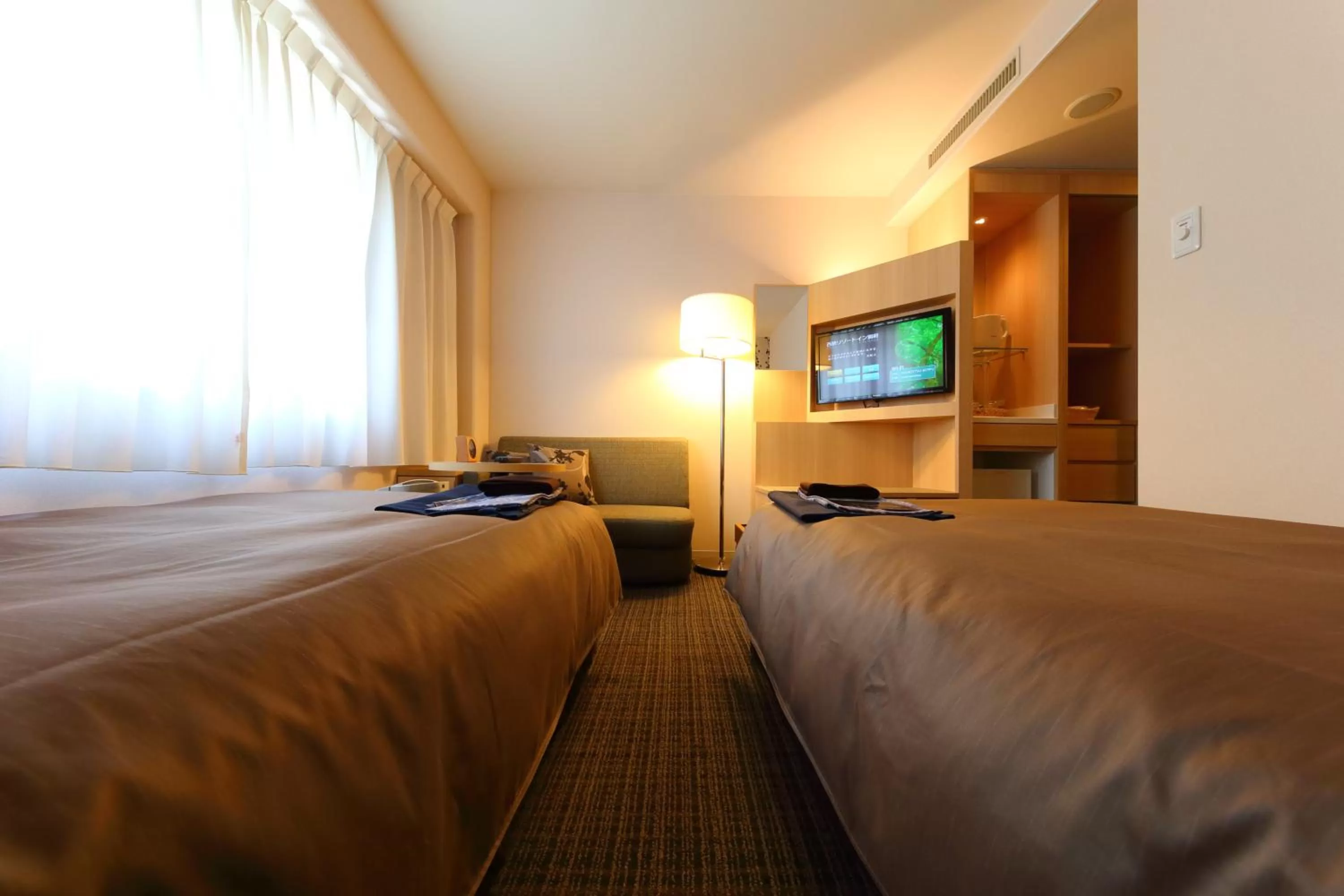 Standard Twin Room - Smoking in Nishitetsu Resort Inn Beppu