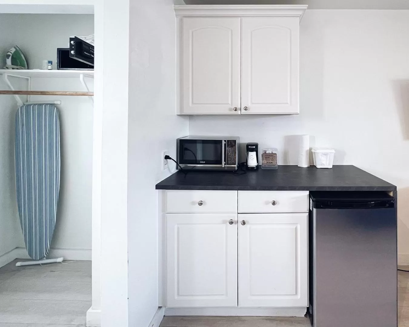 Coffee/tea facilities in North Beach Hotel