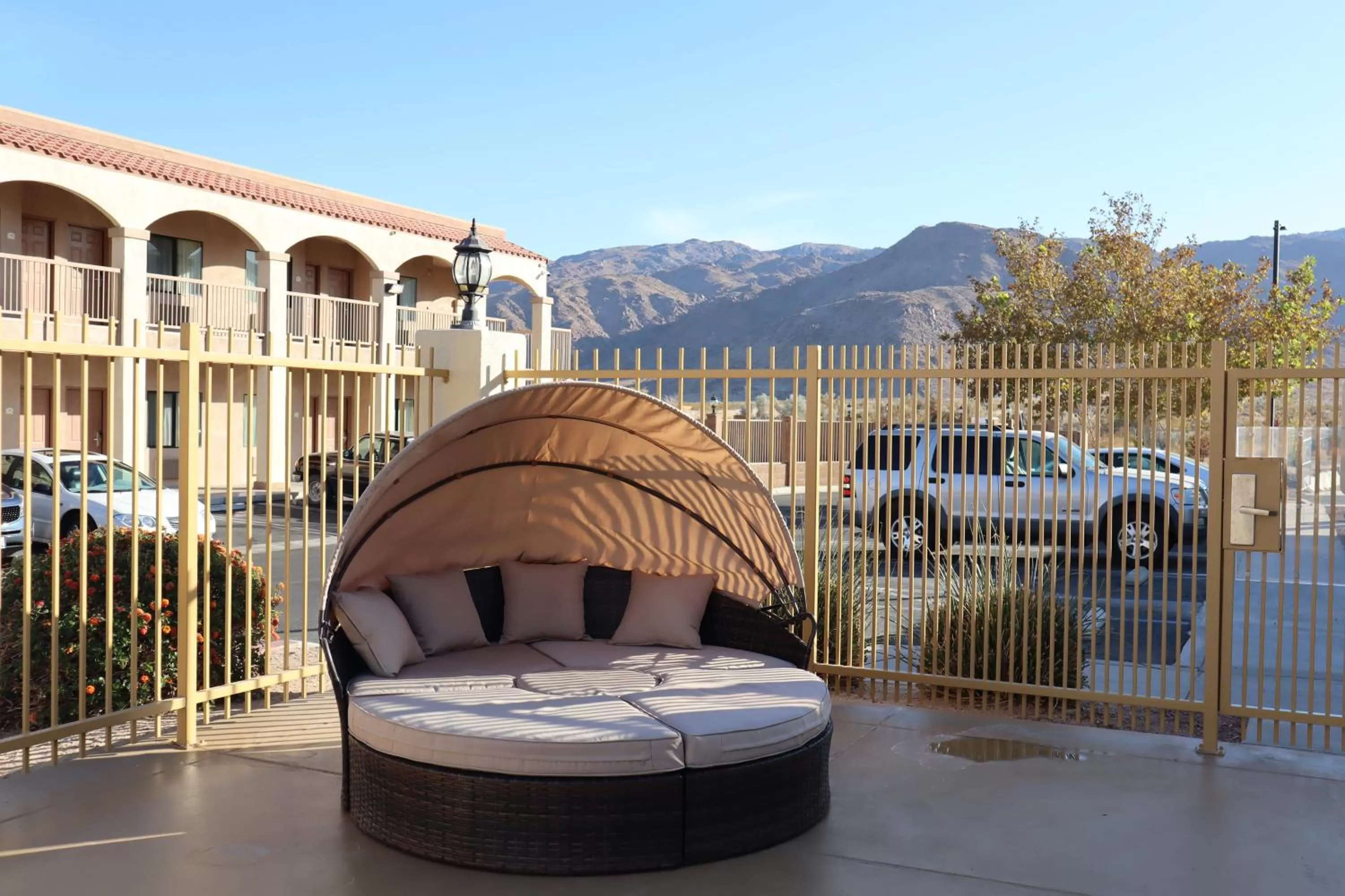 Patio in Oasis Inn & Suites 29 Palms Hotel Joshua Tree National Park