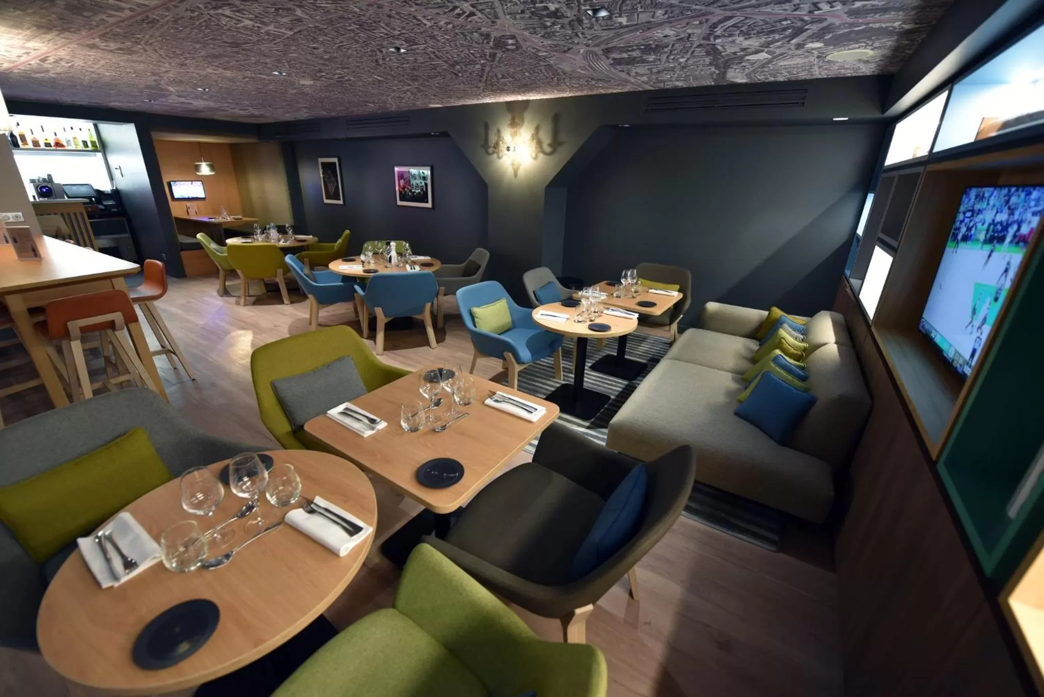 Restaurant/places to eat in Holiday Inn Dijon Toison D'or by IHG