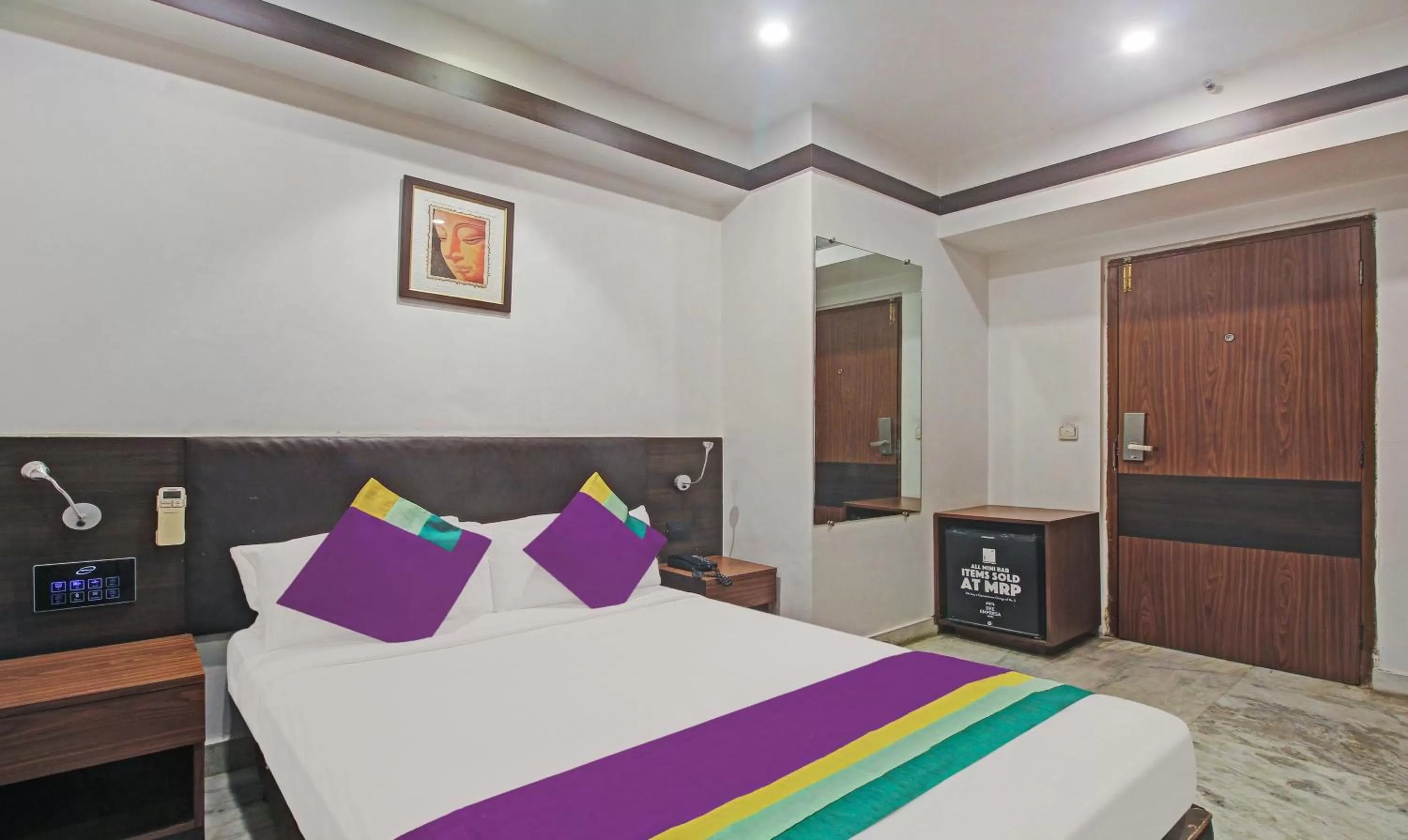 Breakfast, Bed in Treebo Tryst Dee Empresa