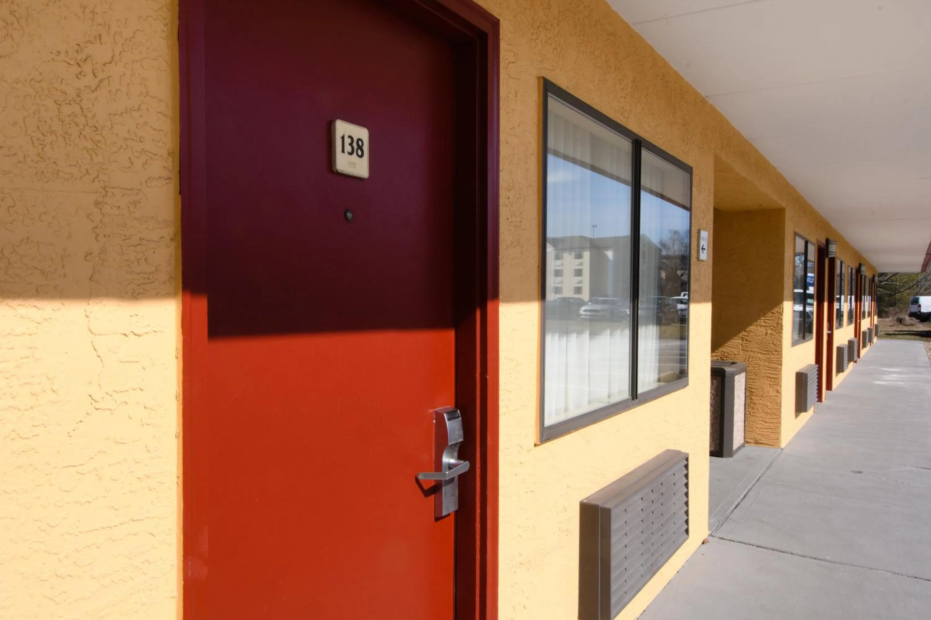 Days Inn by Wyndham Pittsburgh-Harmarville